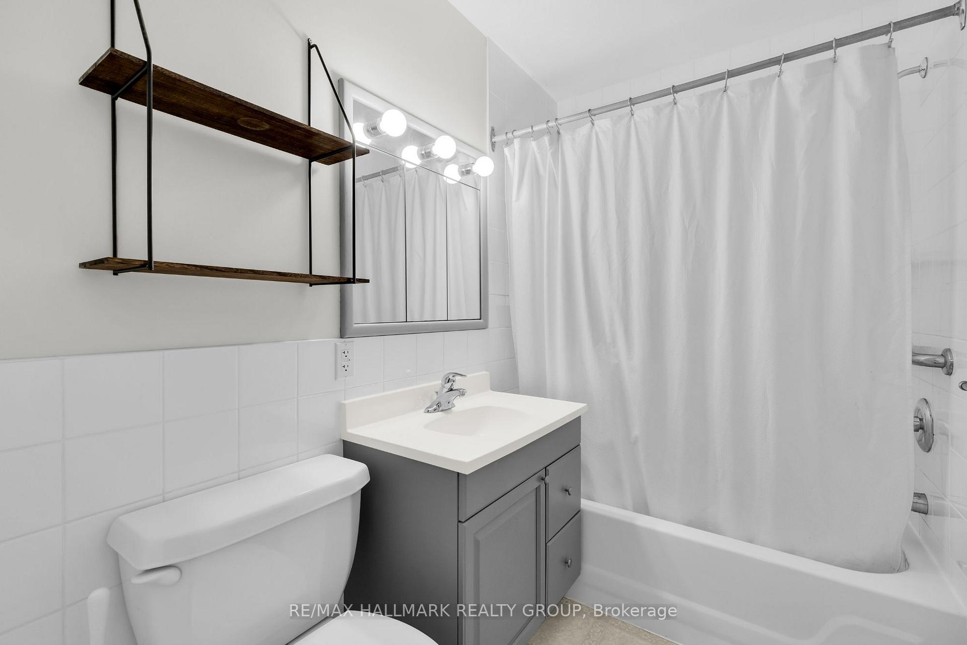 Photo 23 of 66 Broadview Avenue E, Smiths Falls — HOMEH