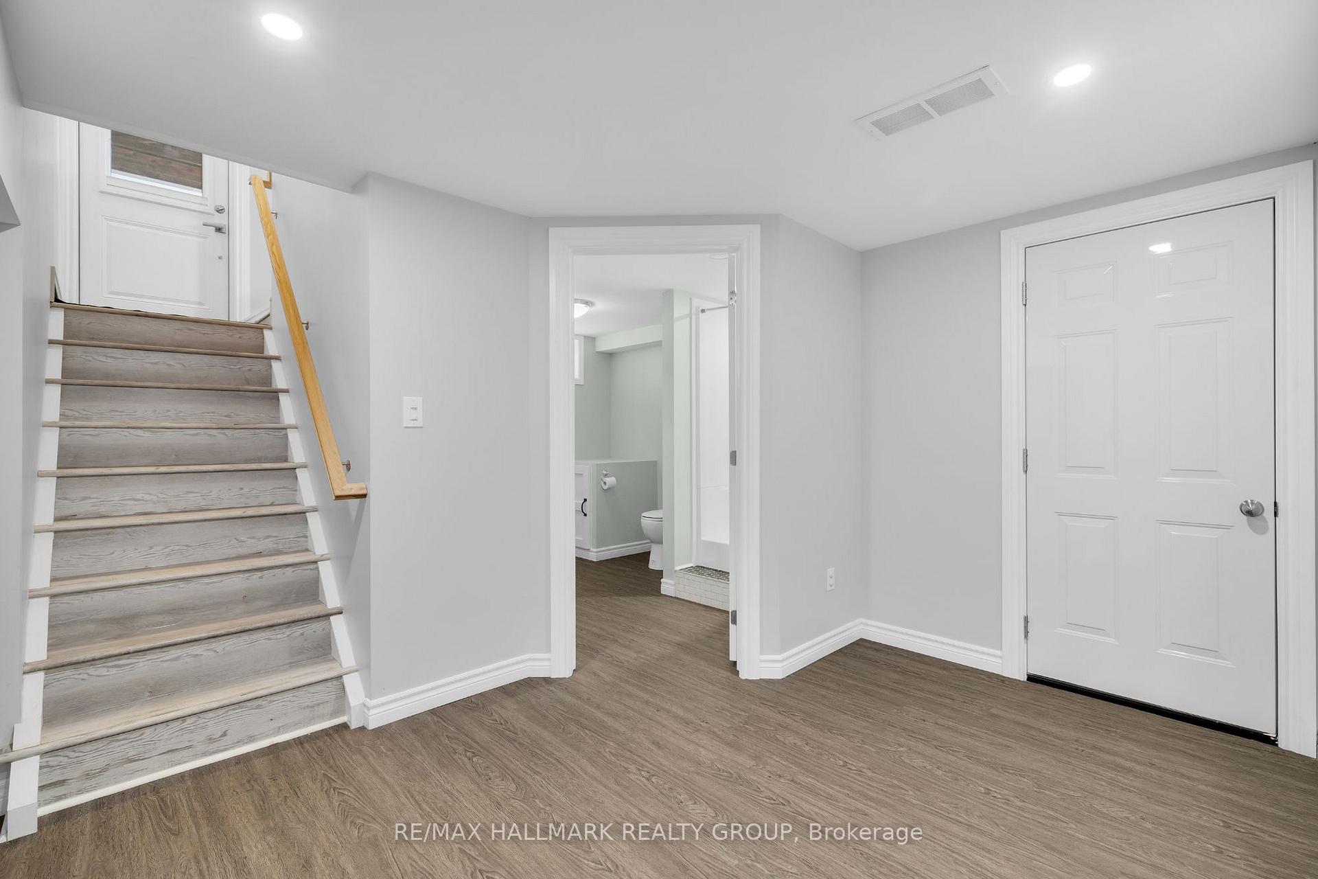 Photo 24 of 66 Broadview Avenue E, Smiths Falls — HOMEH