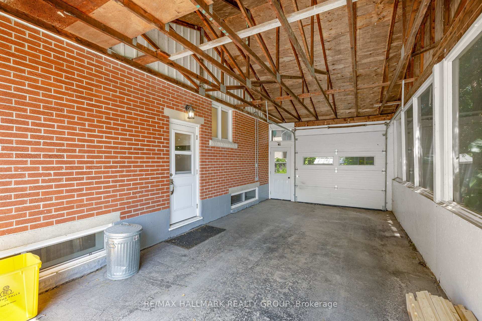 Photo 34 of 66 Broadview Avenue E, Smiths Falls — HOMEH