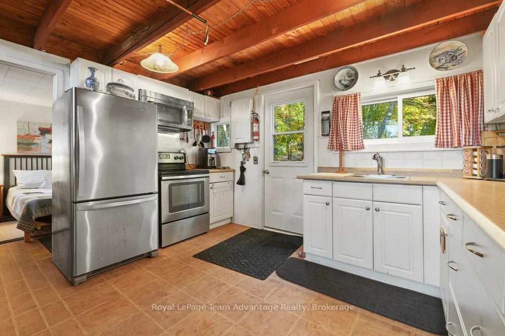 Photo 18 of 52 Windfall Lake Road, Seguin — HOMEH
