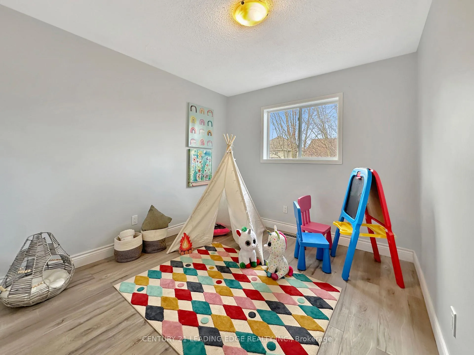 Photo 27 of 91 Perryview Drive, Scugog, Port Perry — HOMEH