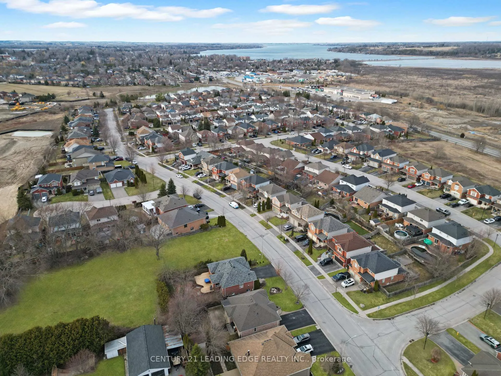 Photo 38 of 91 Perryview Drive, Scugog, Port Perry — HOMEH