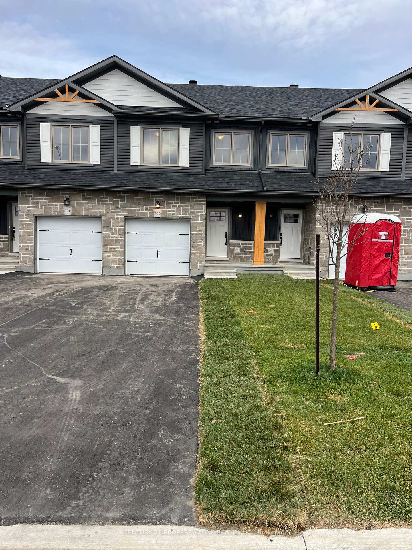Front of 103 Staples Boulevard