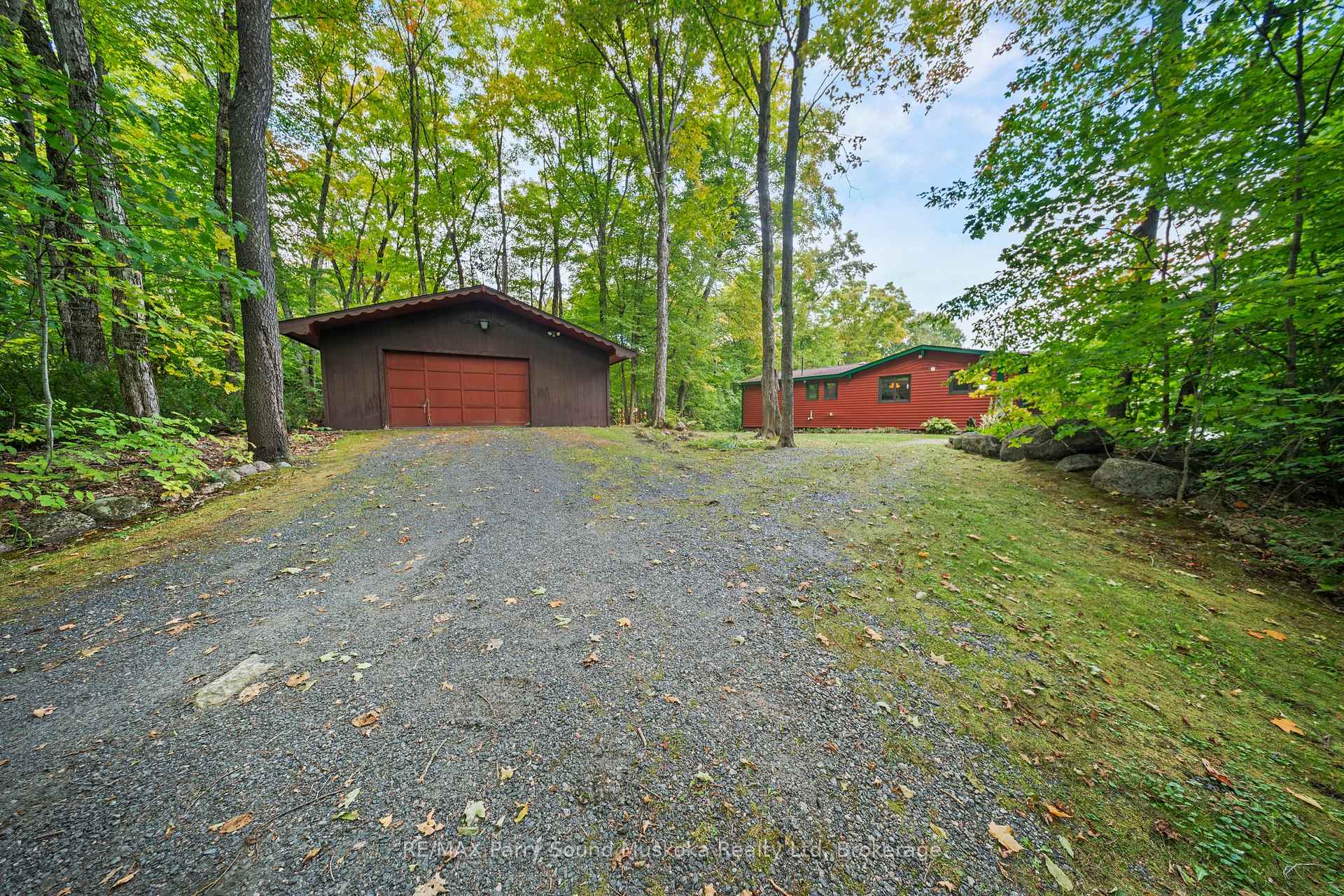 Photo 36 of 23 Brown's Lake Road, Seguin — HOMEH