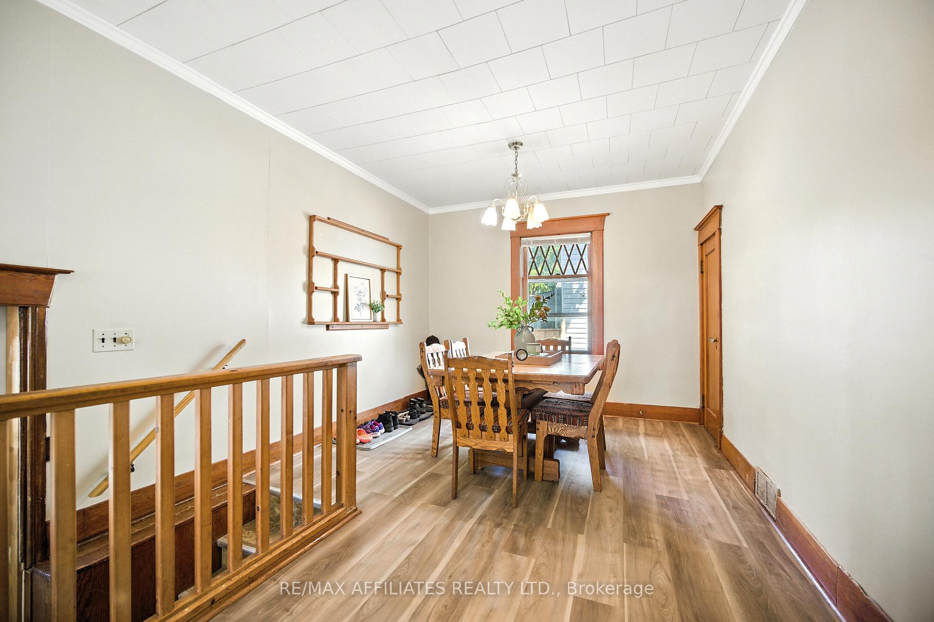 Photo 10 of 88 Main Street E, Smiths Falls — HOMEH