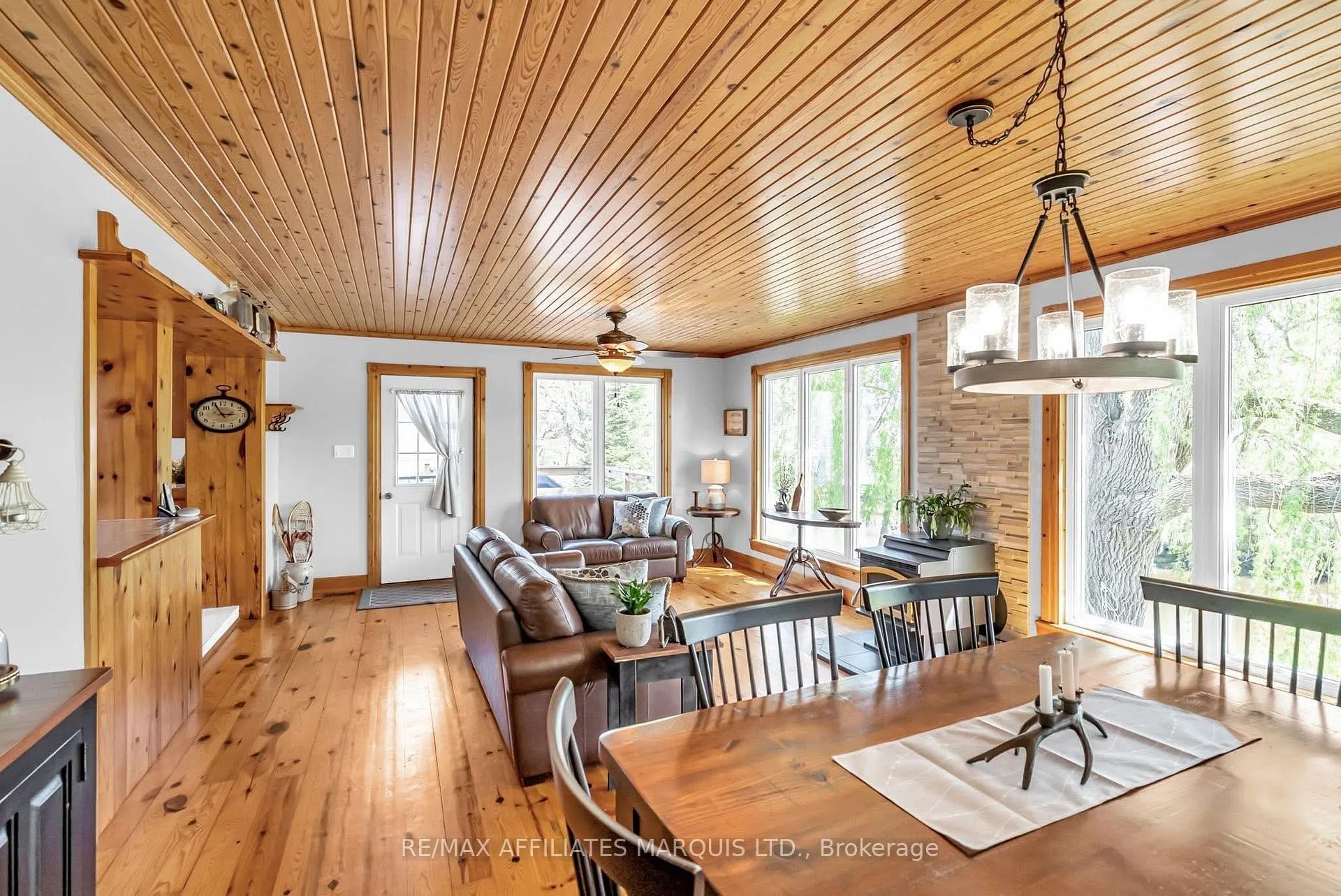Photo 8 of 19662 John Street, South Glengarry, South Glengarry (Charlottenburgh) Twp — HOMEH