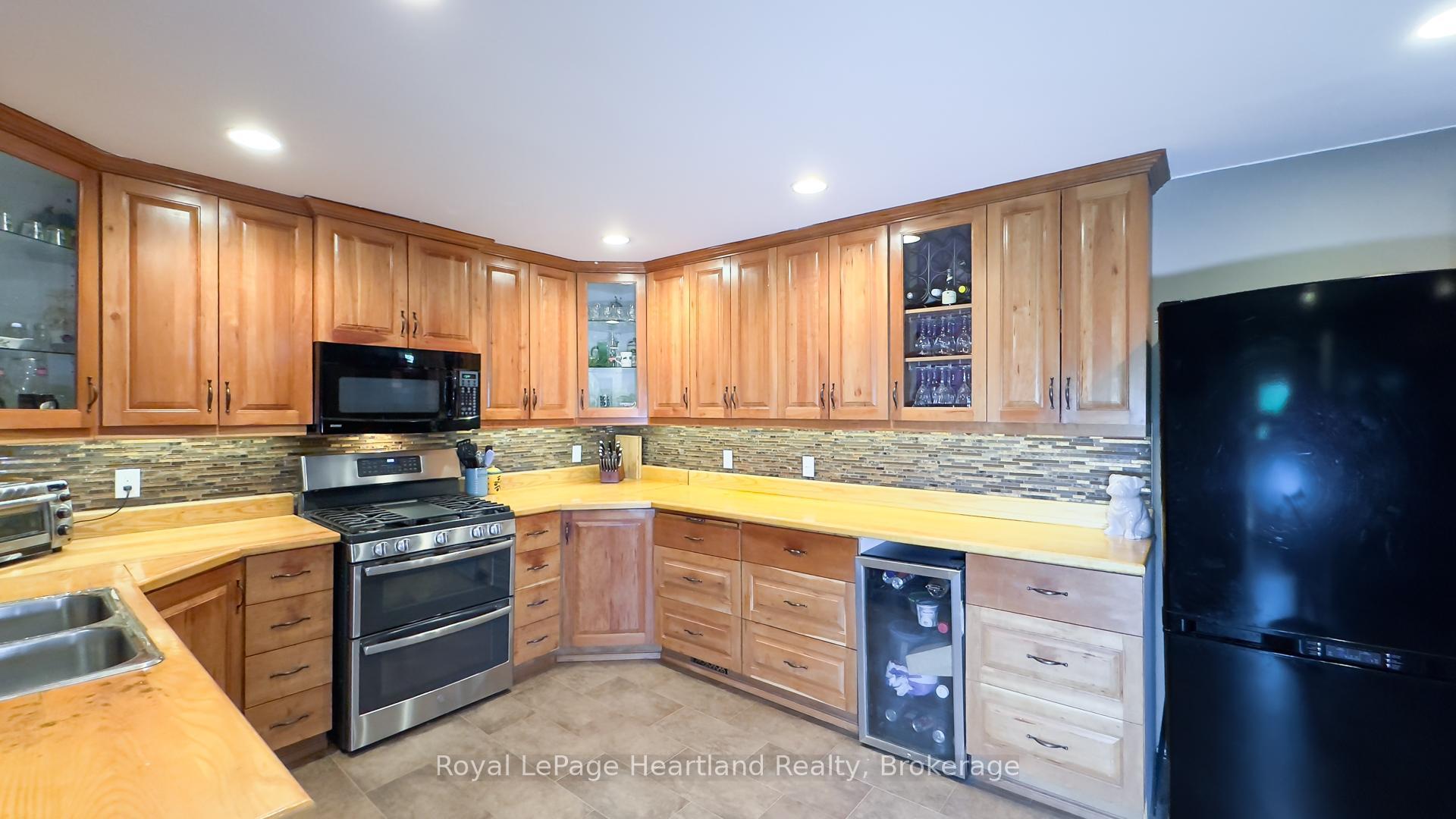 Photo 16 of 69815 Babylon Line, South Huron, Stephen — HOMEH