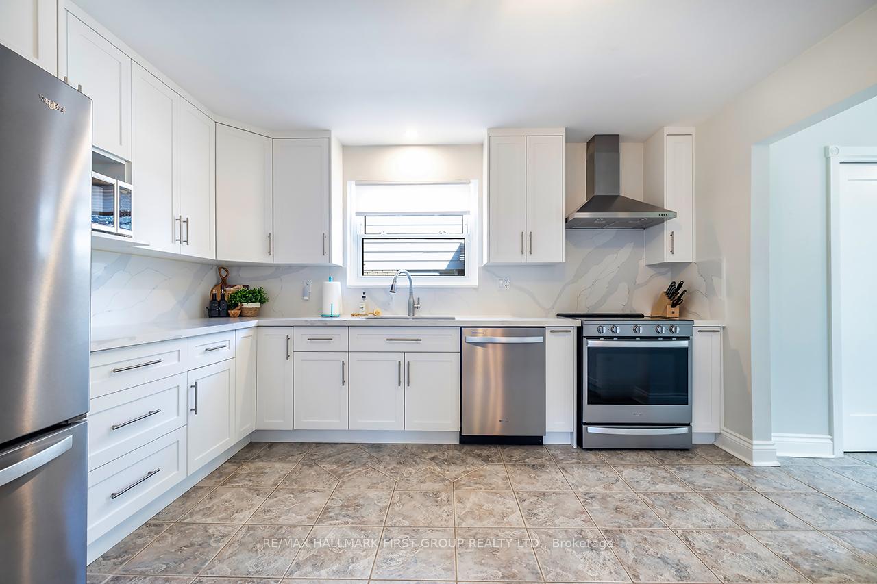 Photo 6 of 597 Walsh Drive, Scugog, Port Perry — HOMEH