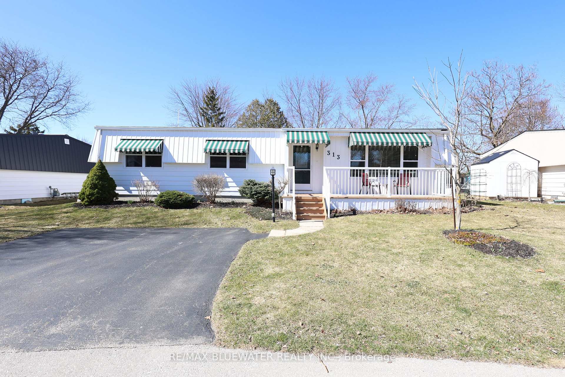 Front of 313 Pinetree Lane