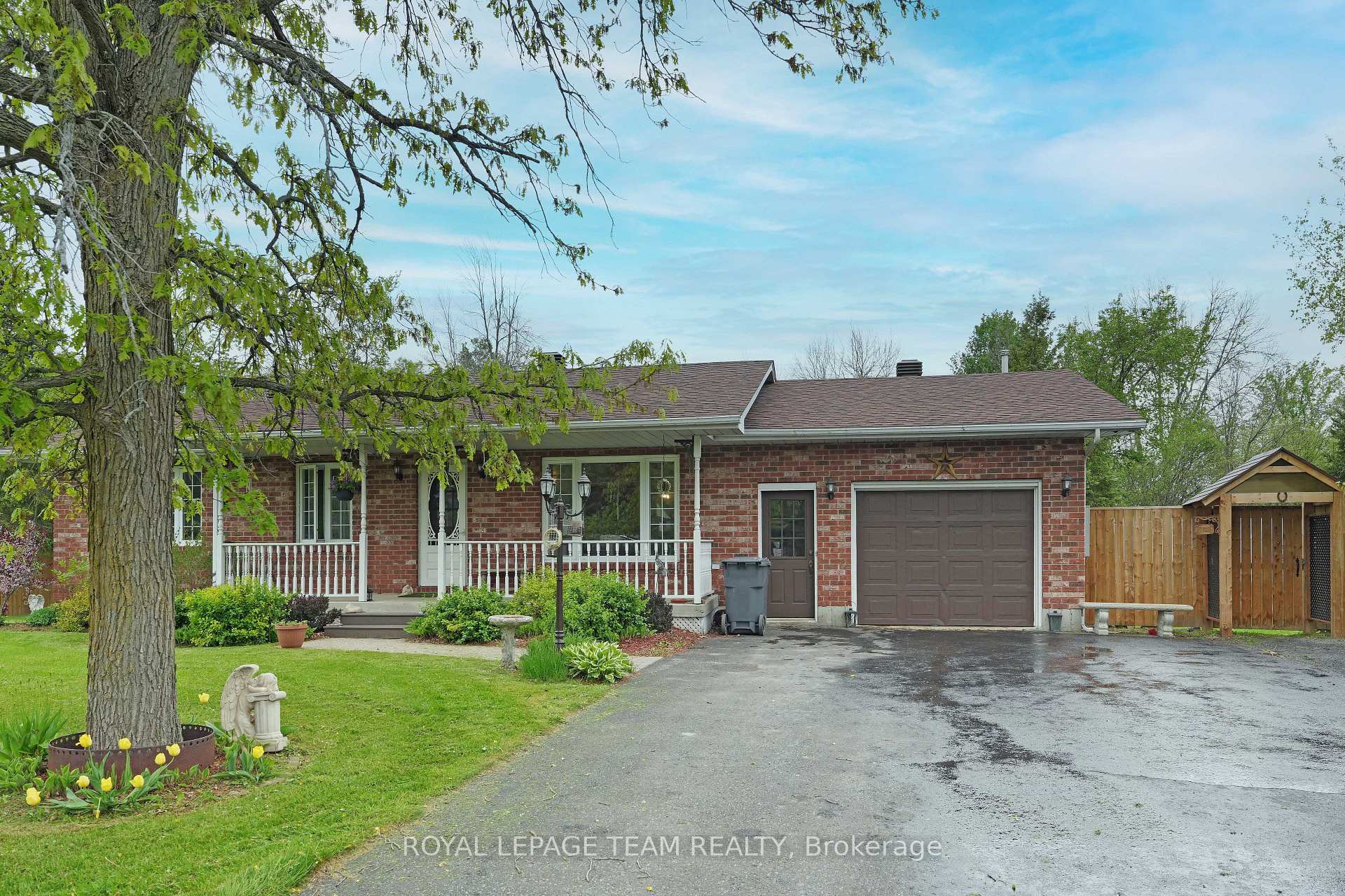 Photo 5 of 17025 County 36 Road W, South Stormont, South Stormont (Cornwall) Twp — HOMEH