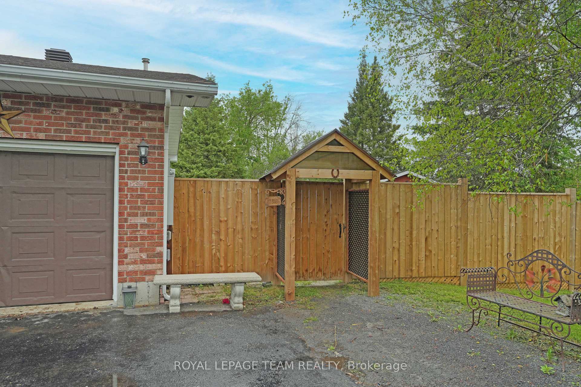 Photo 6 of 17025 County 36 Road W, South Stormont, South Stormont (Cornwall) Twp — HOMEH