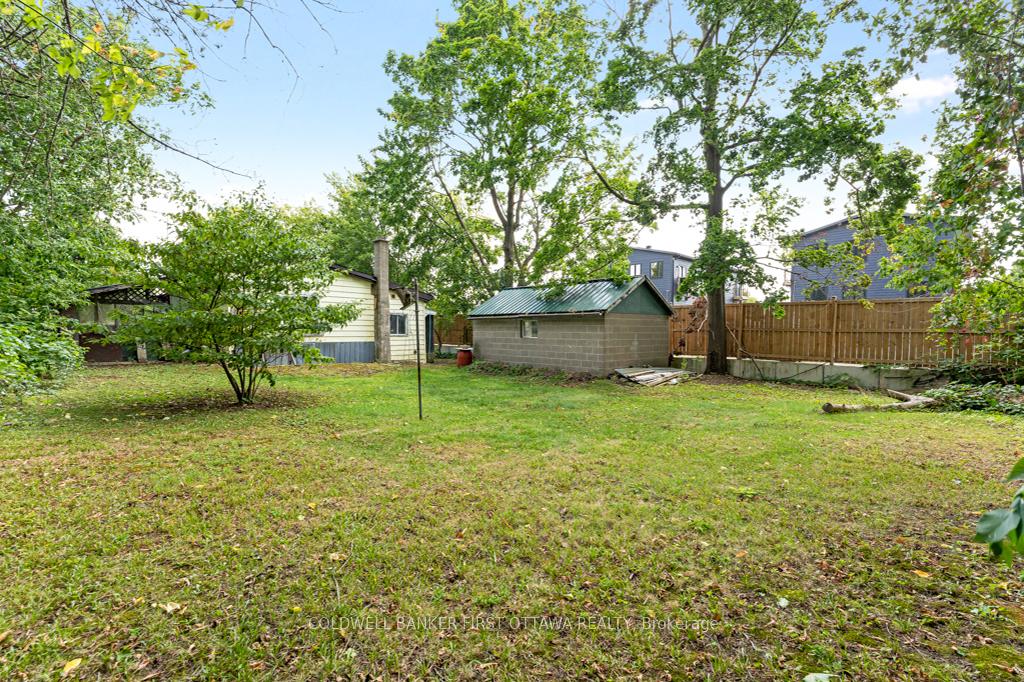 Photo 20 of 16 Jones Street, Smiths Falls — HOMEH