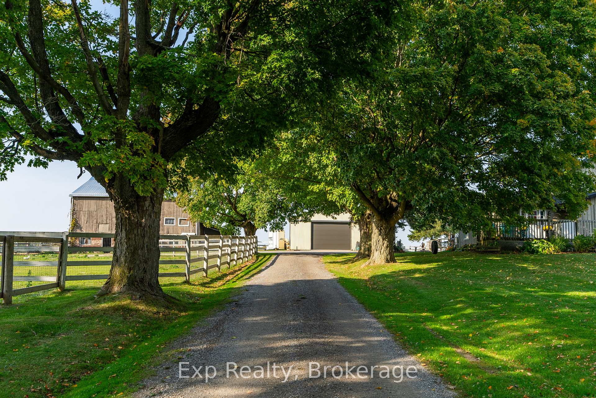 Front of 772 Townline Road W