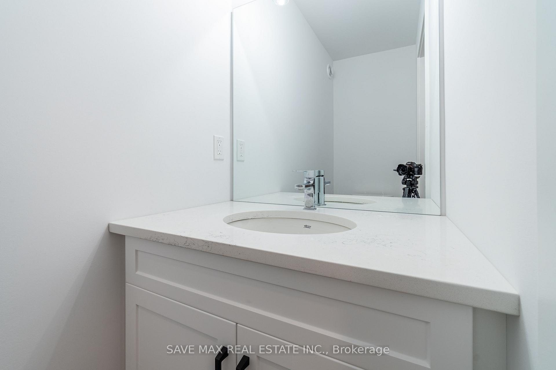 Photo 23 of 6 Triebner Street, South Huron, Exeter — HOMEH