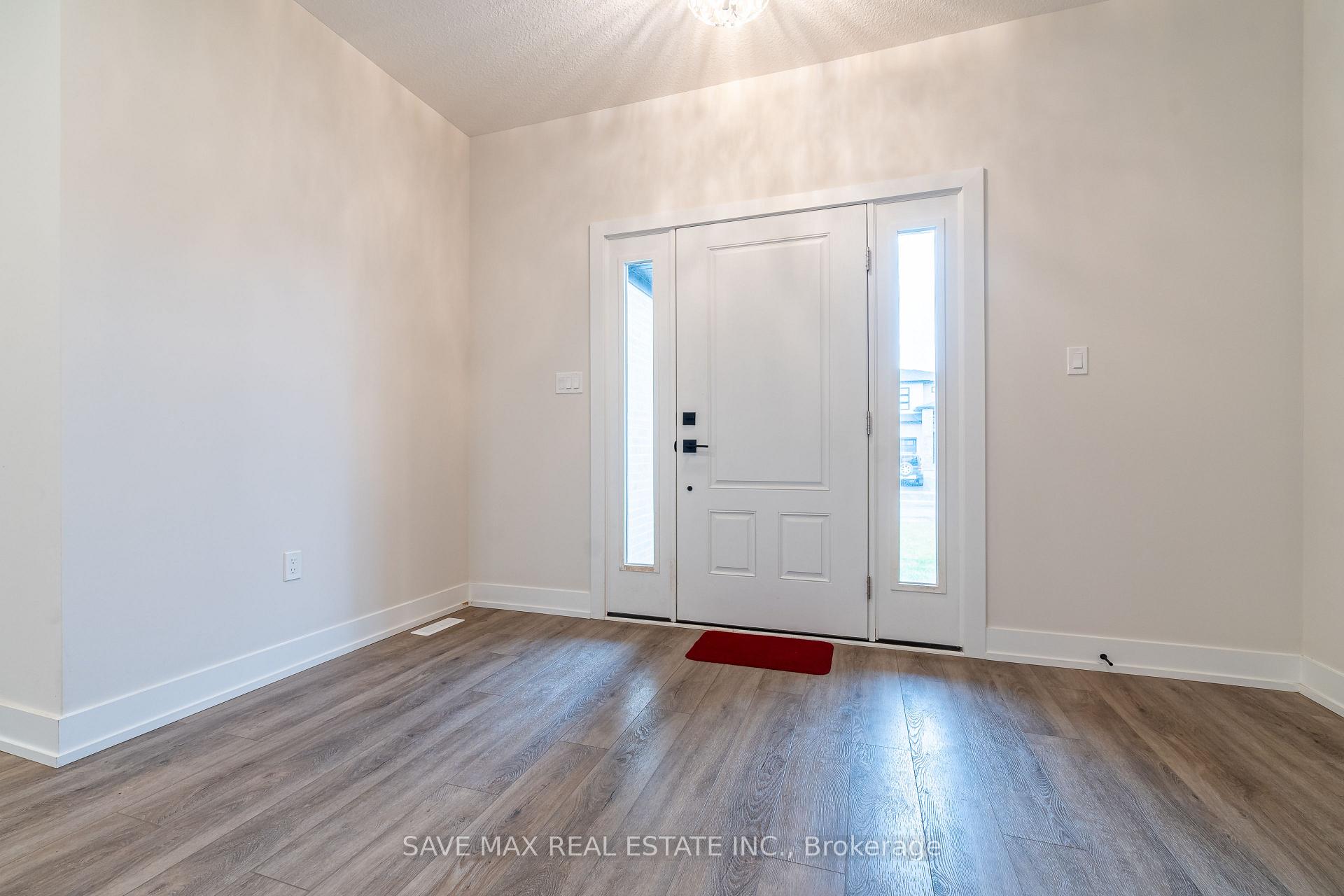 Photo 24 of 6 Triebner Street, South Huron, Exeter — HOMEH