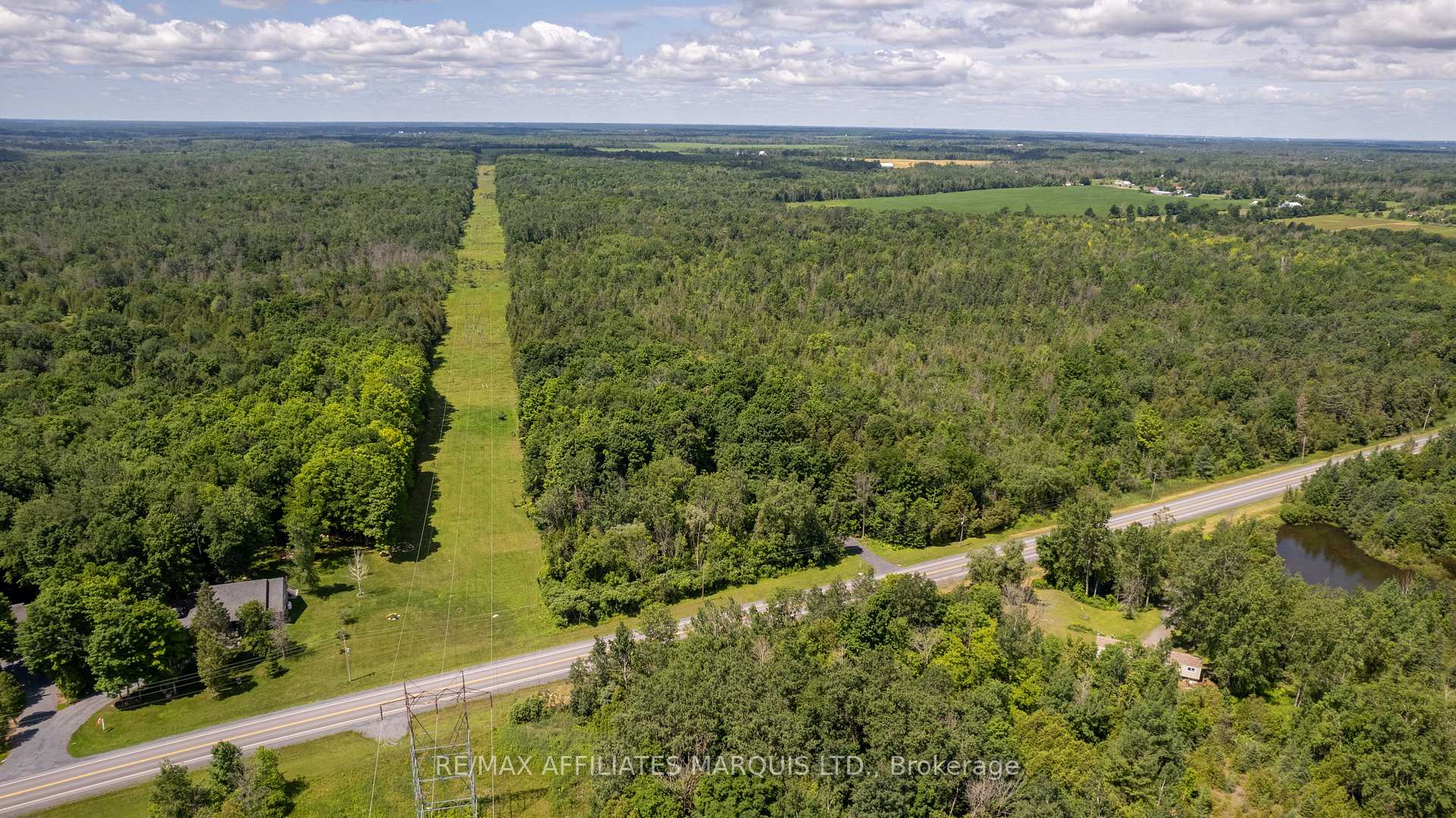 Photo 3 of 4672 Avonmore Road, South Stormont, South Stormont (Cornwall) Twp — HOMEH