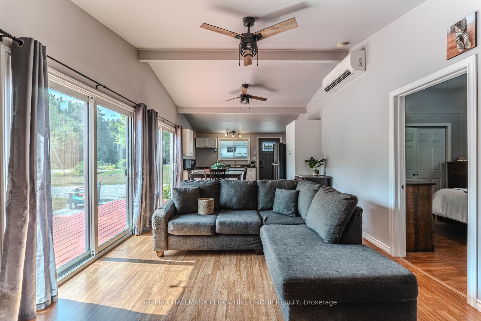 Photo 4 of 3304 Lake St George Boulevard, Severn, Washago — HOMEH
