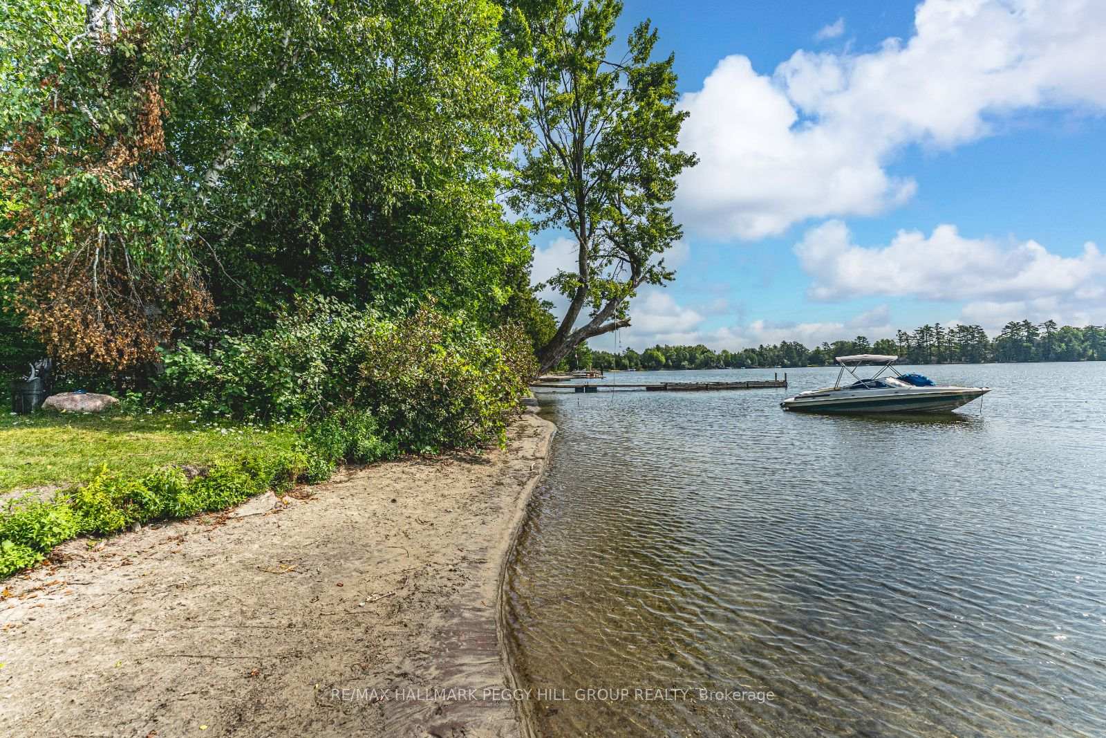 Photo 15 of 3304 Lake St George Boulevard, Severn, Washago — HOMEH