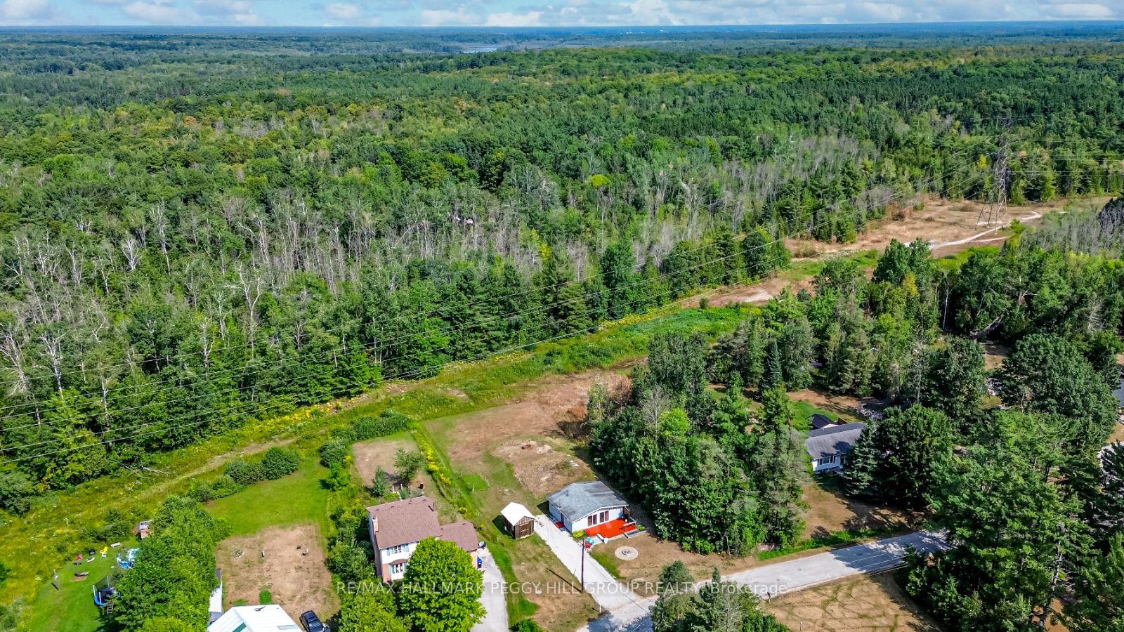 Photo 17 of 3304 Lake St George Boulevard, Severn, Washago — HOMEH