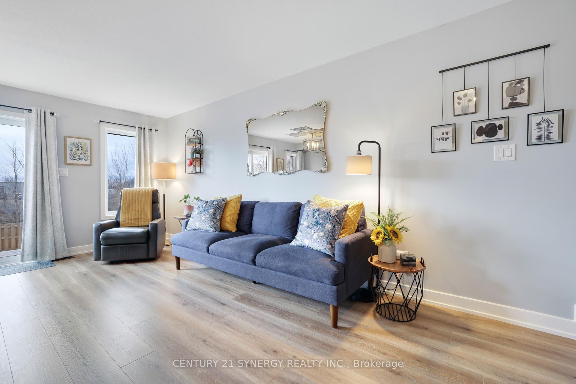 Photo 13 of 10 Staples Boulevard, Smiths Falls — HOMEH