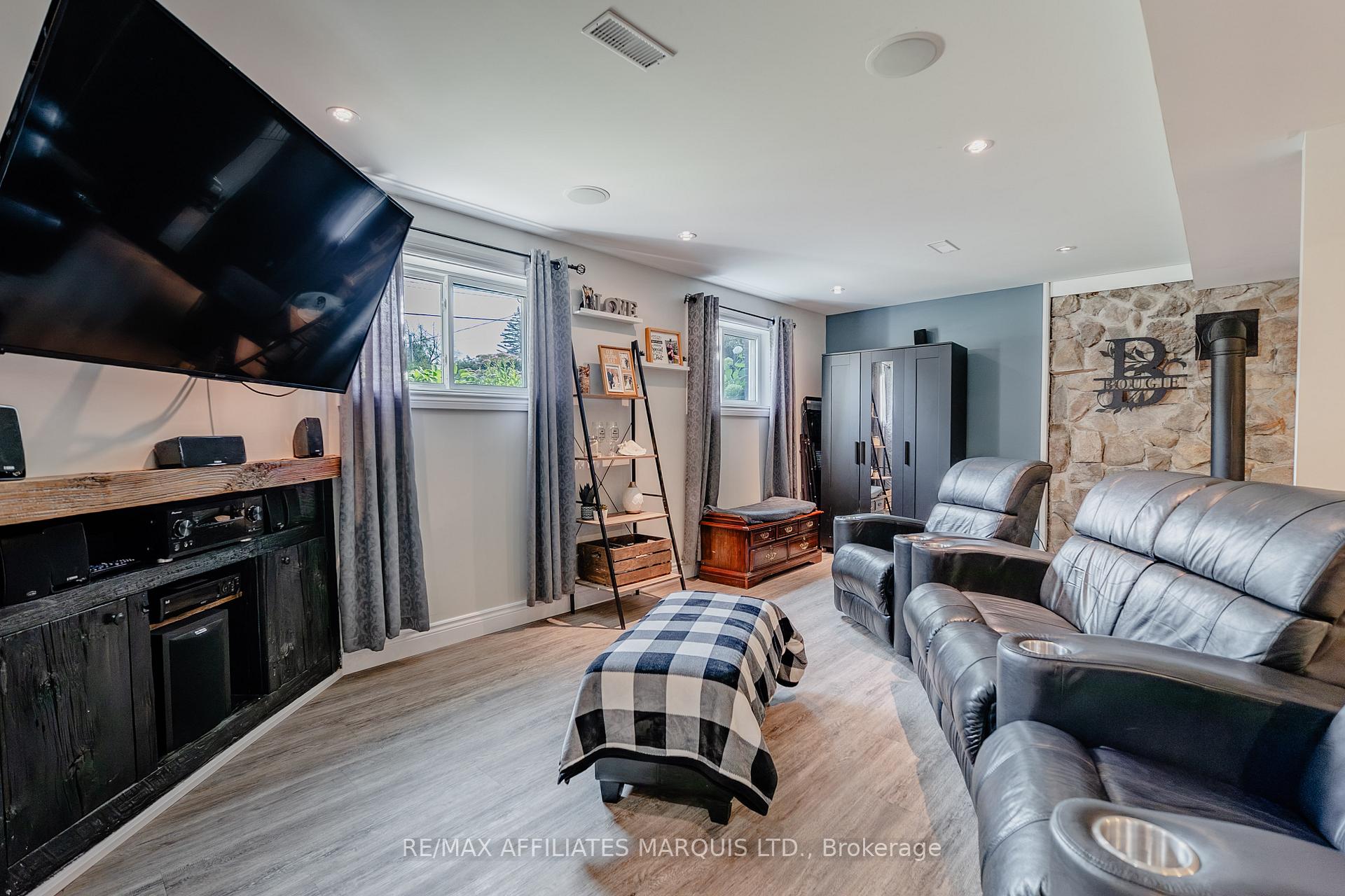 Photo 17 of 28 Broad Street, South Glengarry, Lancaster — HOMEH