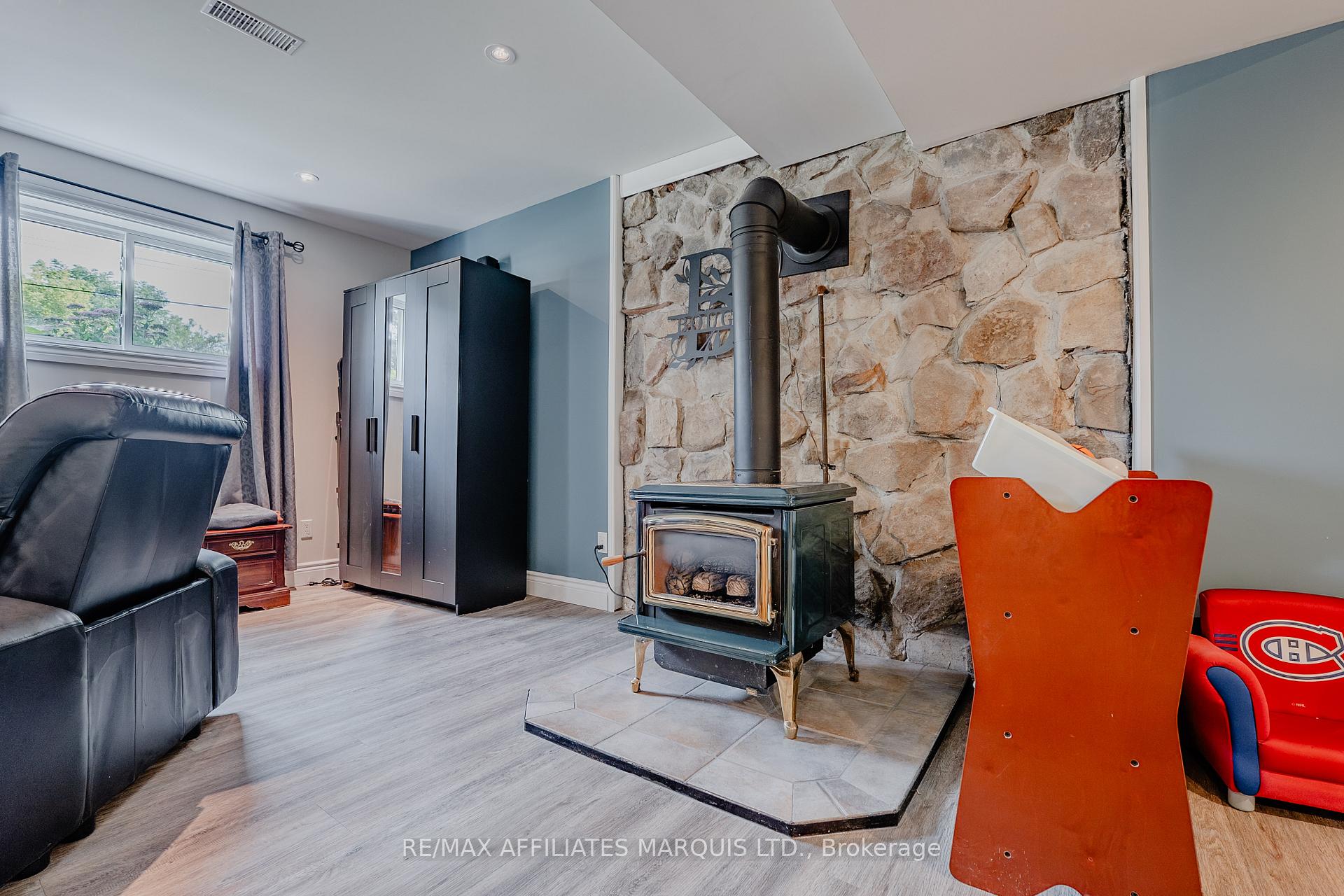 Photo 19 of 28 Broad Street, South Glengarry, Lancaster — HOMEH