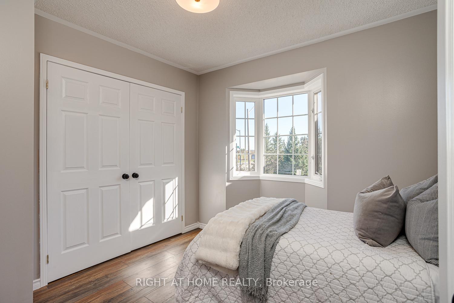 Photo 13 of 3 Greenway Boulevard, Scugog, Port Perry — HOMEH