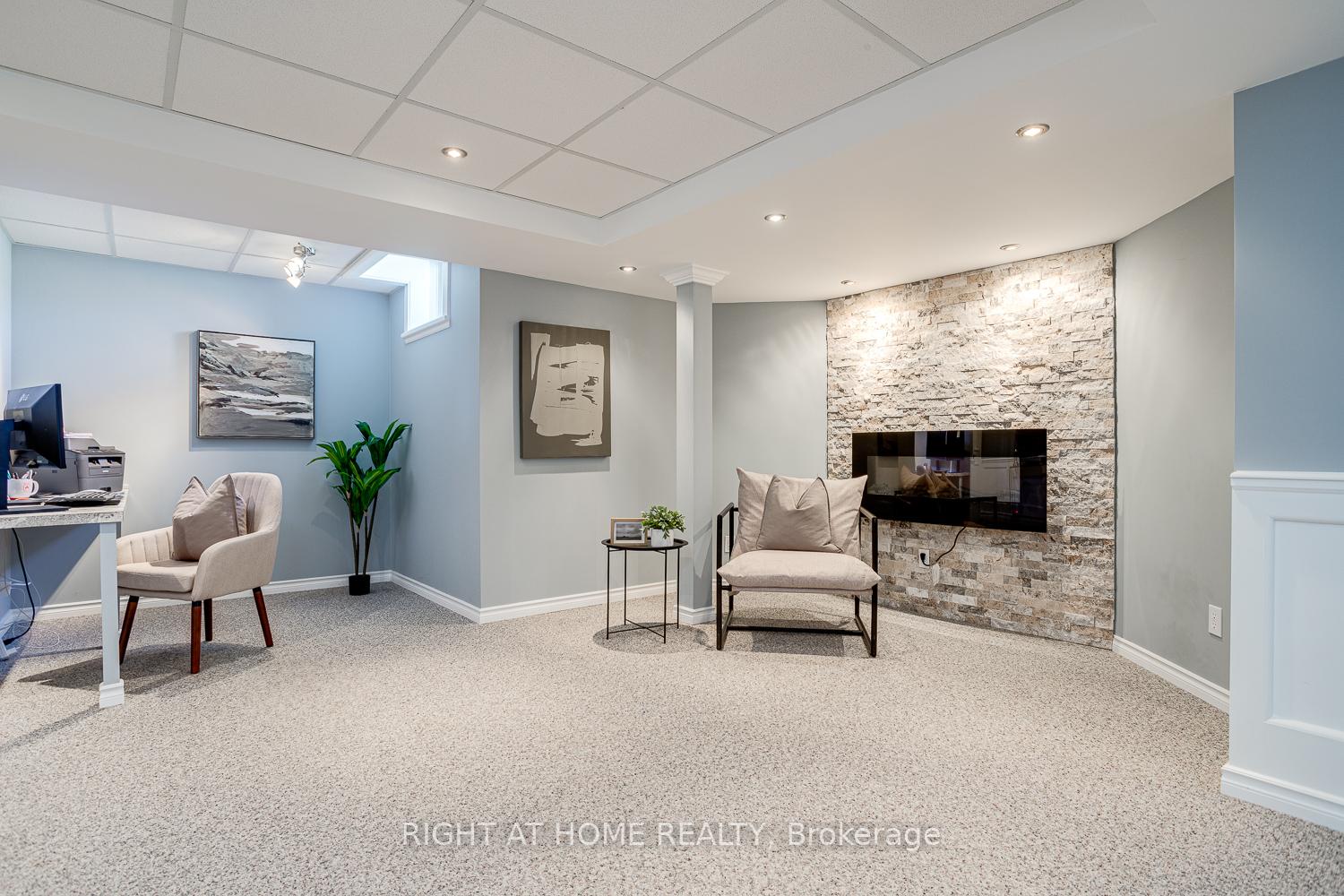 Photo 18 of 3 Greenway Boulevard, Scugog, Port Perry — HOMEH