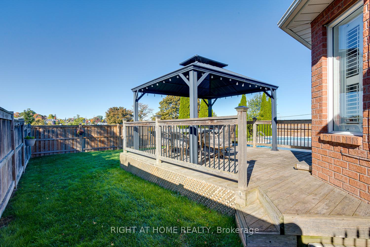 Photo 20 of 3 Greenway Boulevard, Scugog, Port Perry — HOMEH