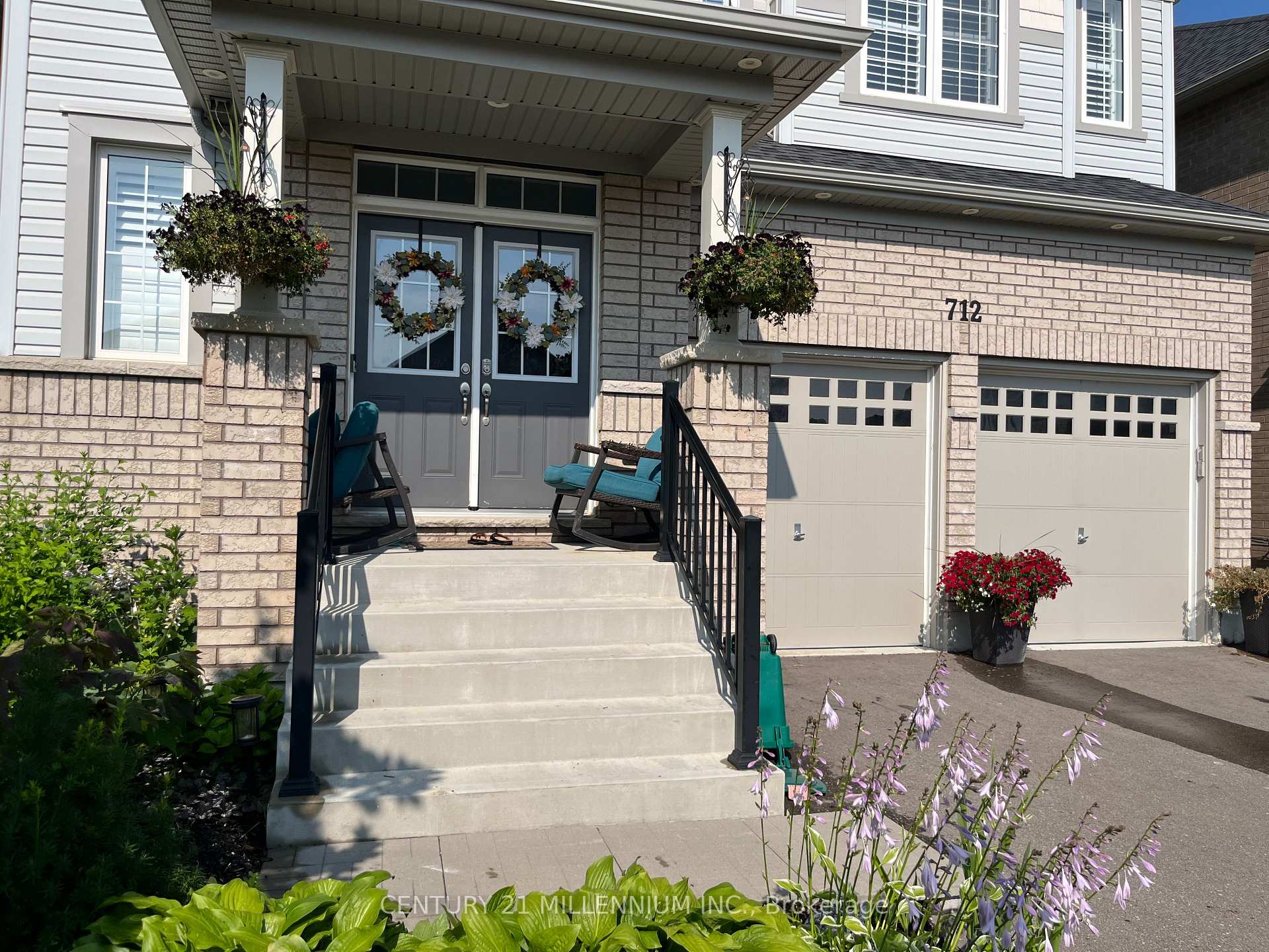 Photo 2 of 712 Gilmour Crescent, Shelburne — HOMEH
