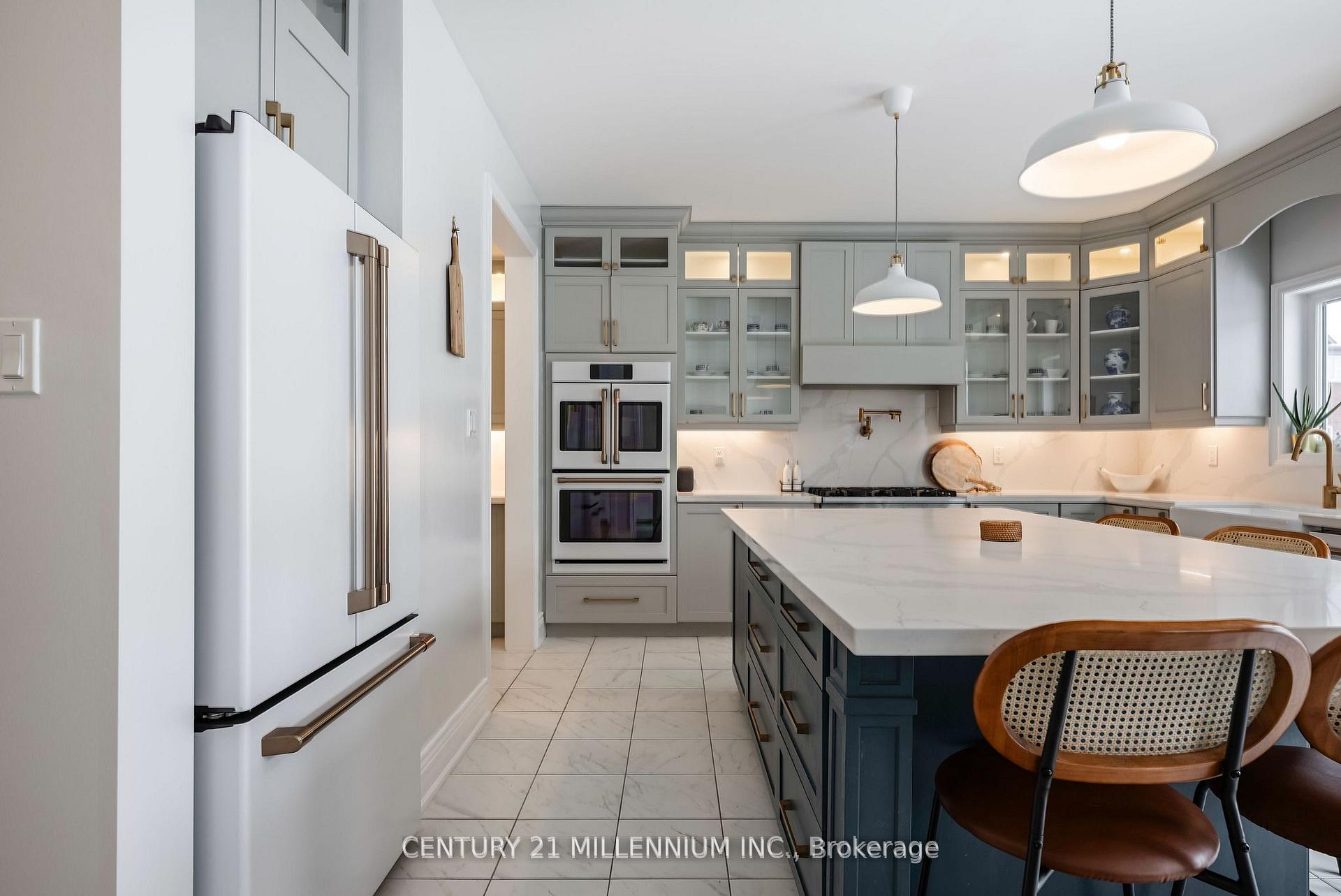 Photo 18 of 712 Gilmour Crescent, Shelburne — HOMEH