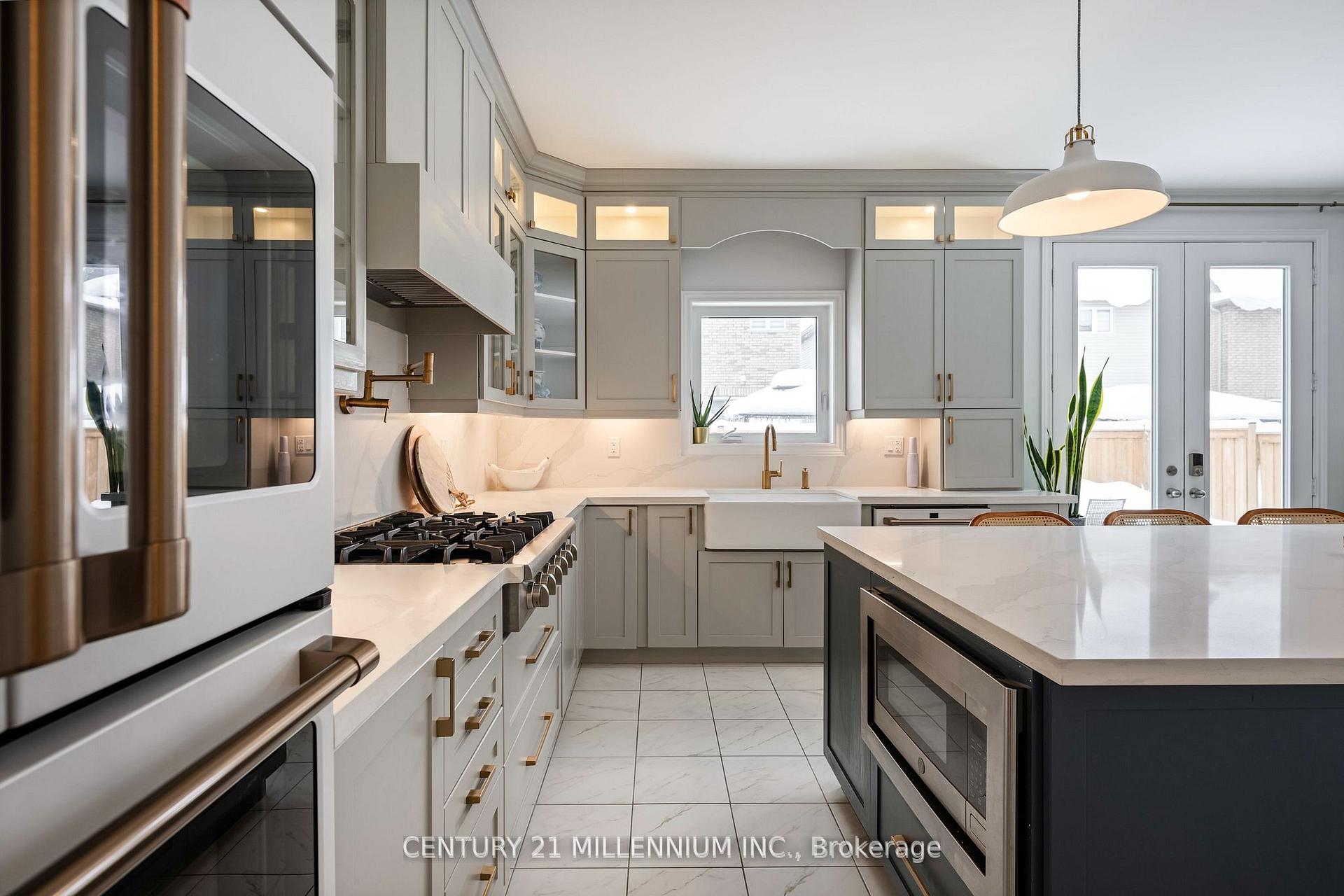 Photo 22 of 712 Gilmour Crescent, Shelburne — HOMEH
