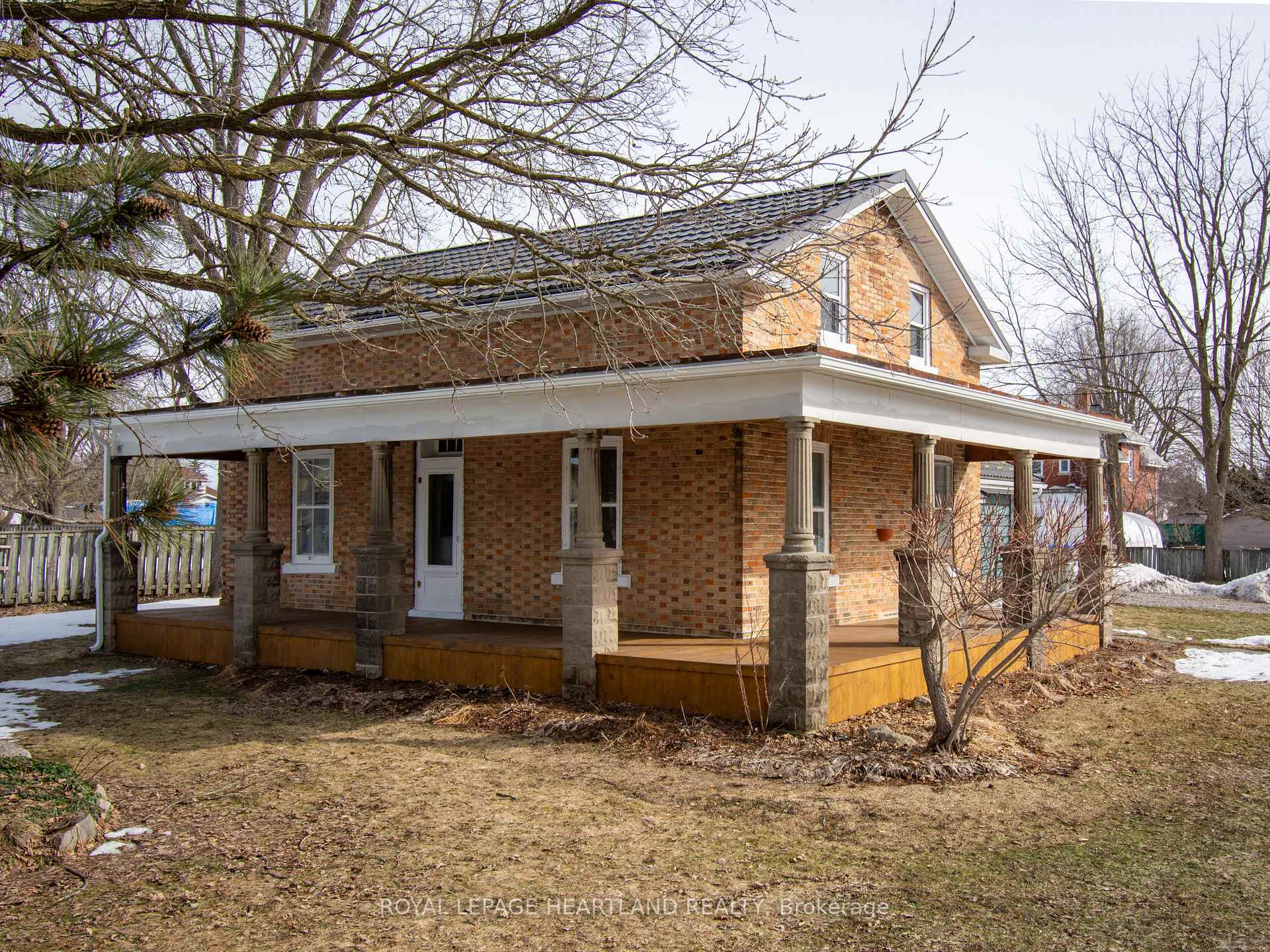 Photo 2 of 18 Simcoe Street, South Huron, Exeter — HOMEH