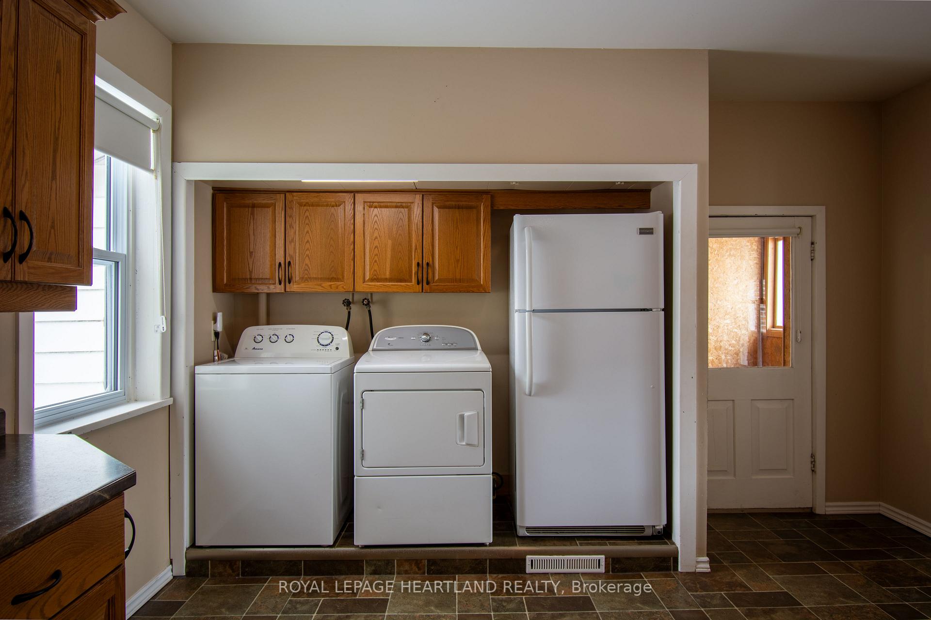 Photo 7 of 18 Simcoe Street, South Huron, Exeter — HOMEH