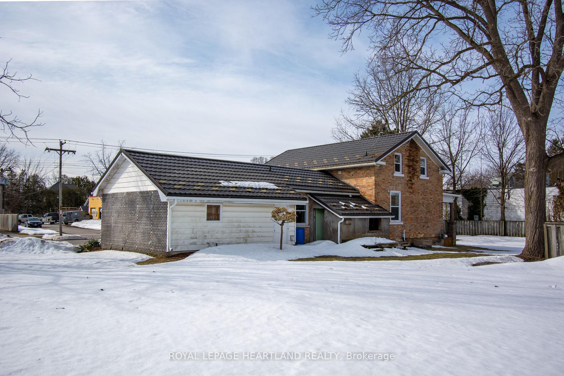 Photo 19 of 18 Simcoe Street, South Huron, Exeter — HOMEH