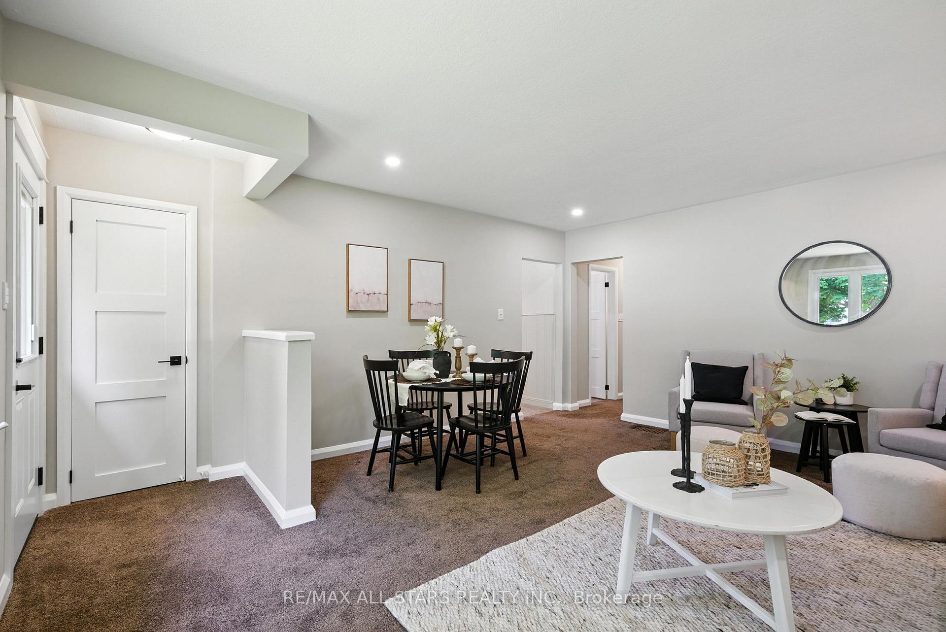 Photo 7 of 307 Cochrane Street, Scugog, Port Perry — HOMEH