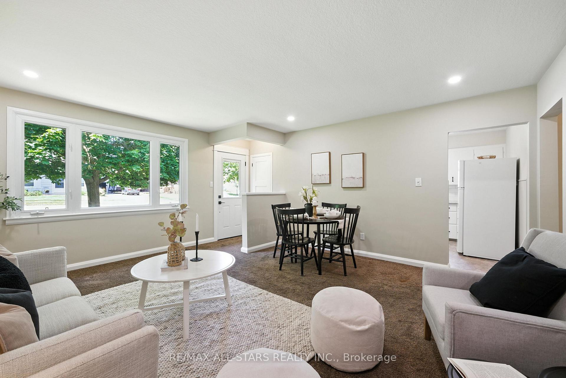 Photo 9 of 307 Cochrane Street, Scugog, Port Perry — HOMEH