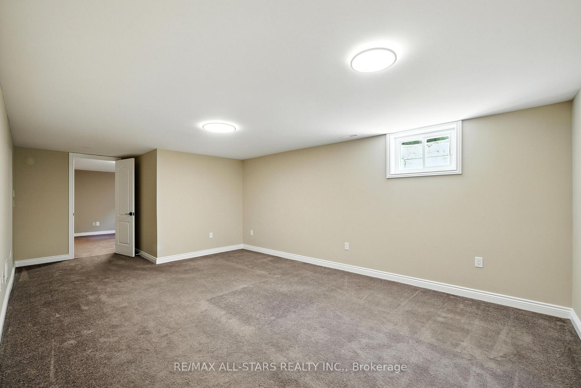 Photo 19 of 307 Cochrane Street, Scugog, Port Perry — HOMEH