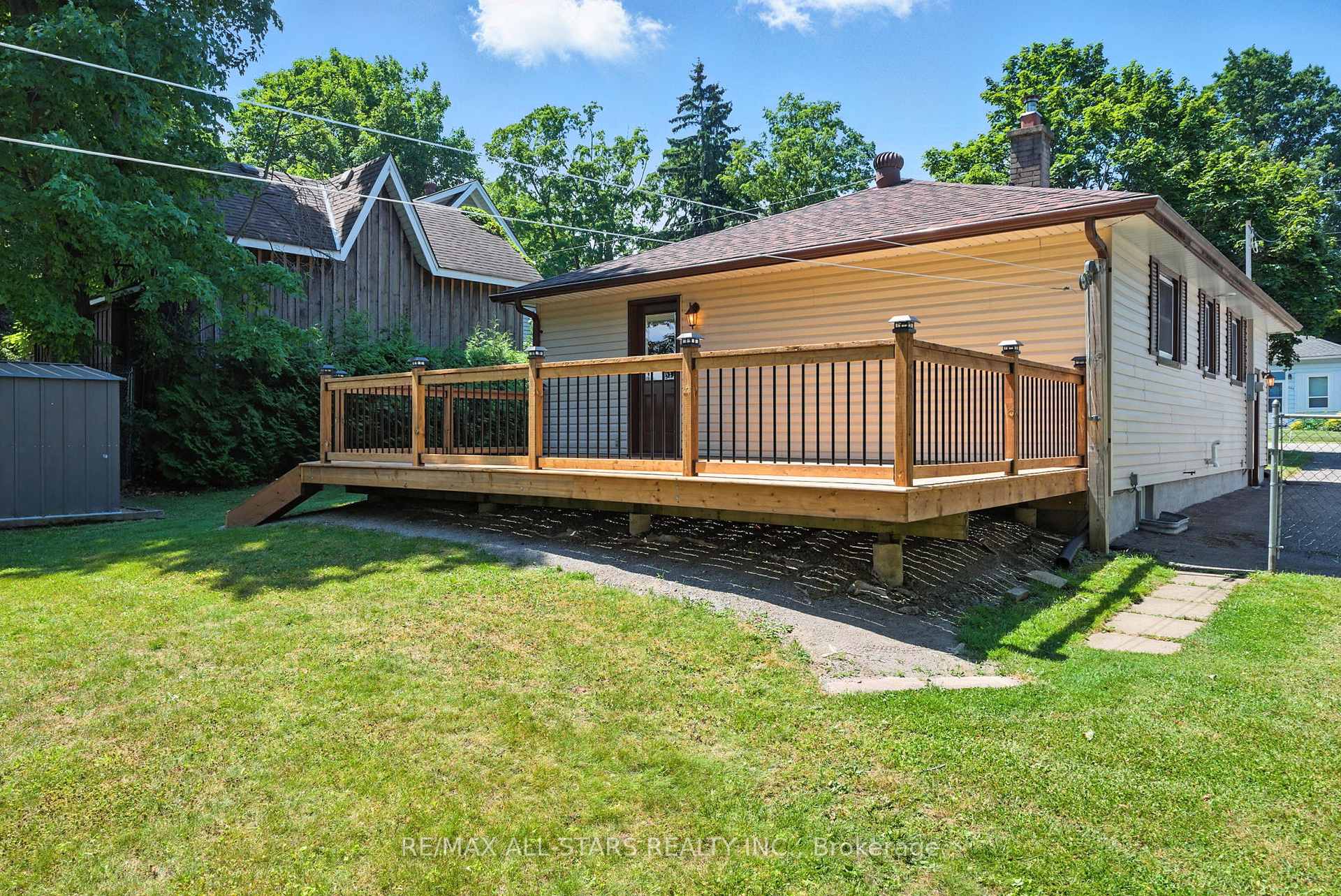 Photo 25 of 307 Cochrane Street, Scugog, Port Perry — HOMEH
