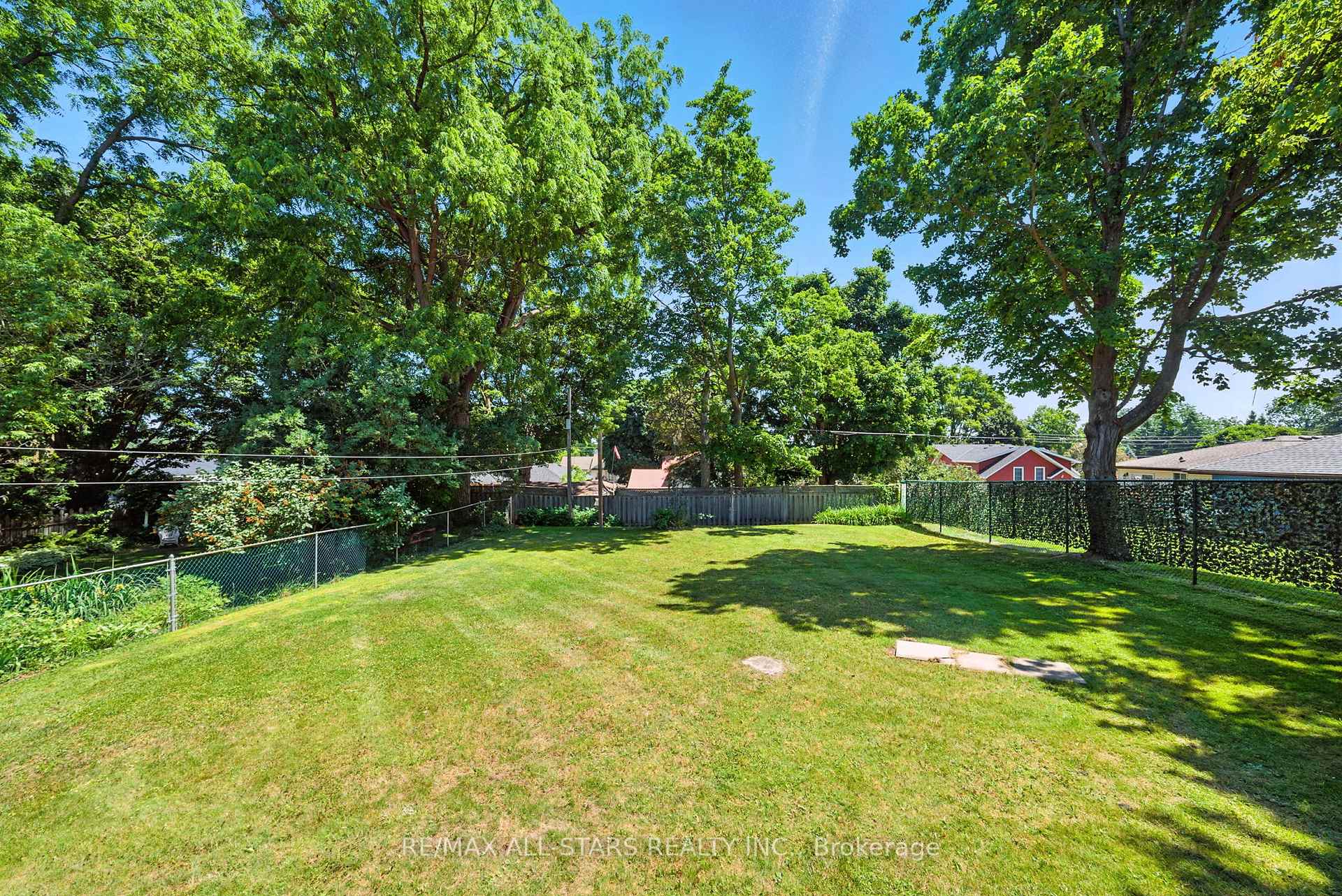 Photo 30 of 307 Cochrane Street, Scugog, Port Perry — HOMEH