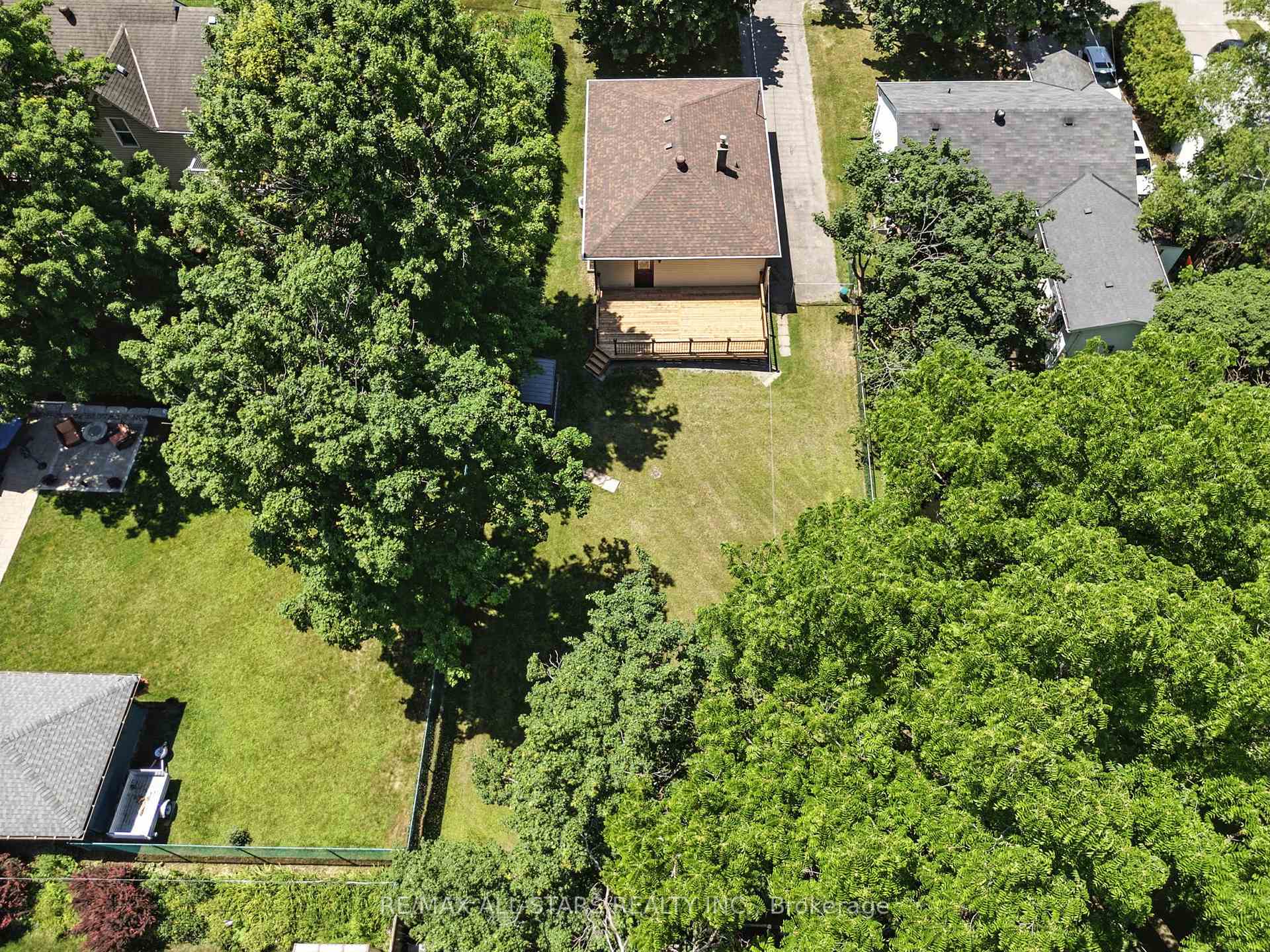 Photo 31 of 307 Cochrane Street, Scugog, Port Perry — HOMEH