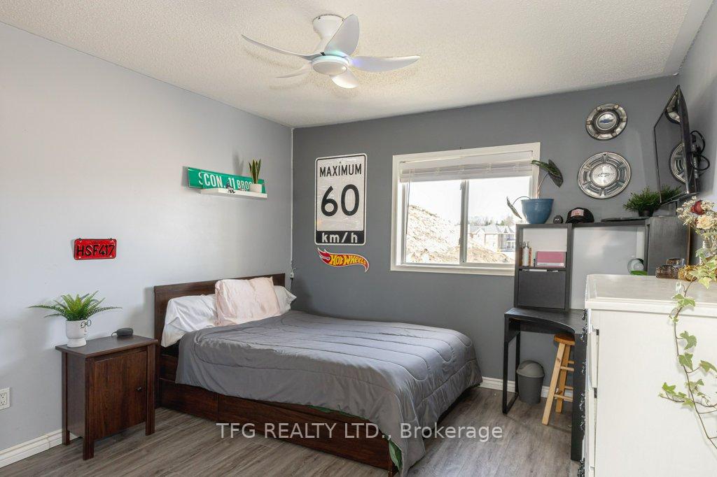 Photo 18 of 56 Perryview Drive, Scugog, Port Perry — HOMEH