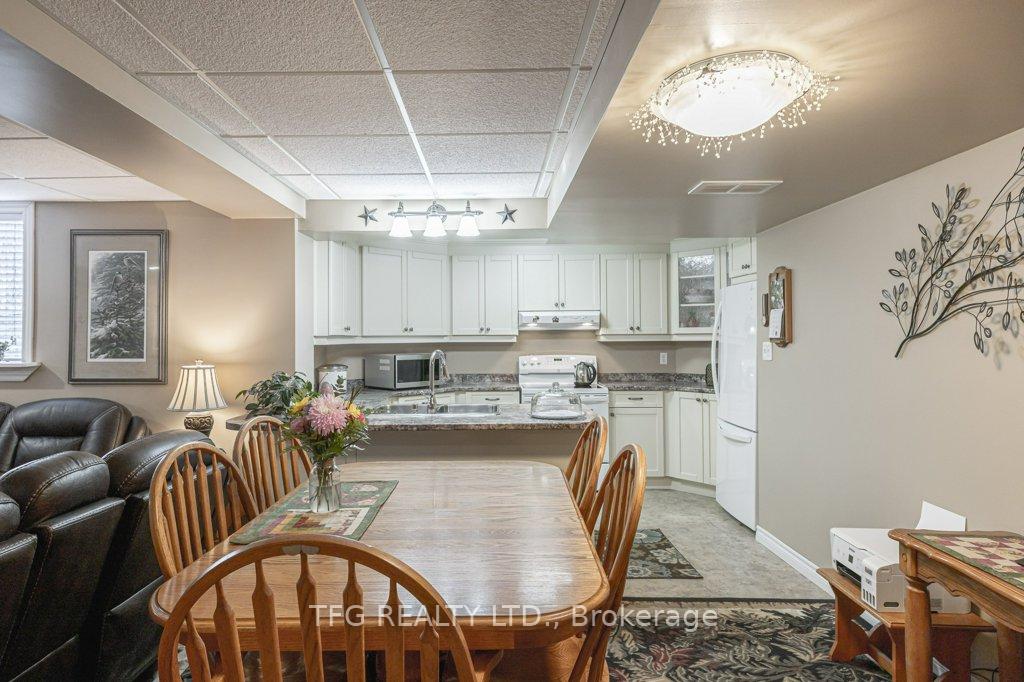 Photo 28 of 56 Perryview Drive, Scugog, Port Perry — HOMEH