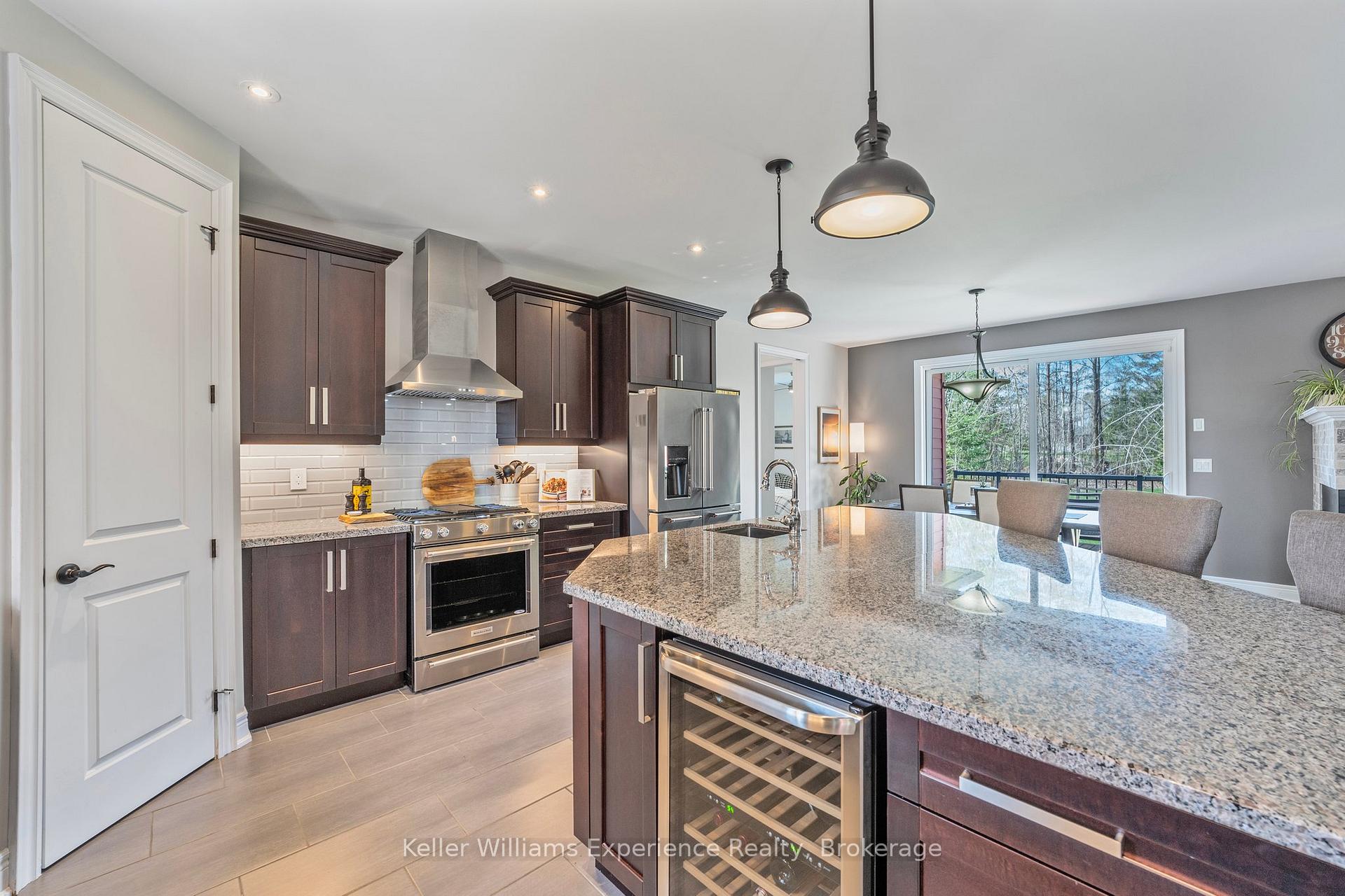 Photo 6 of 2176 Elana Drive, Severn, Marchmont — HOMEH