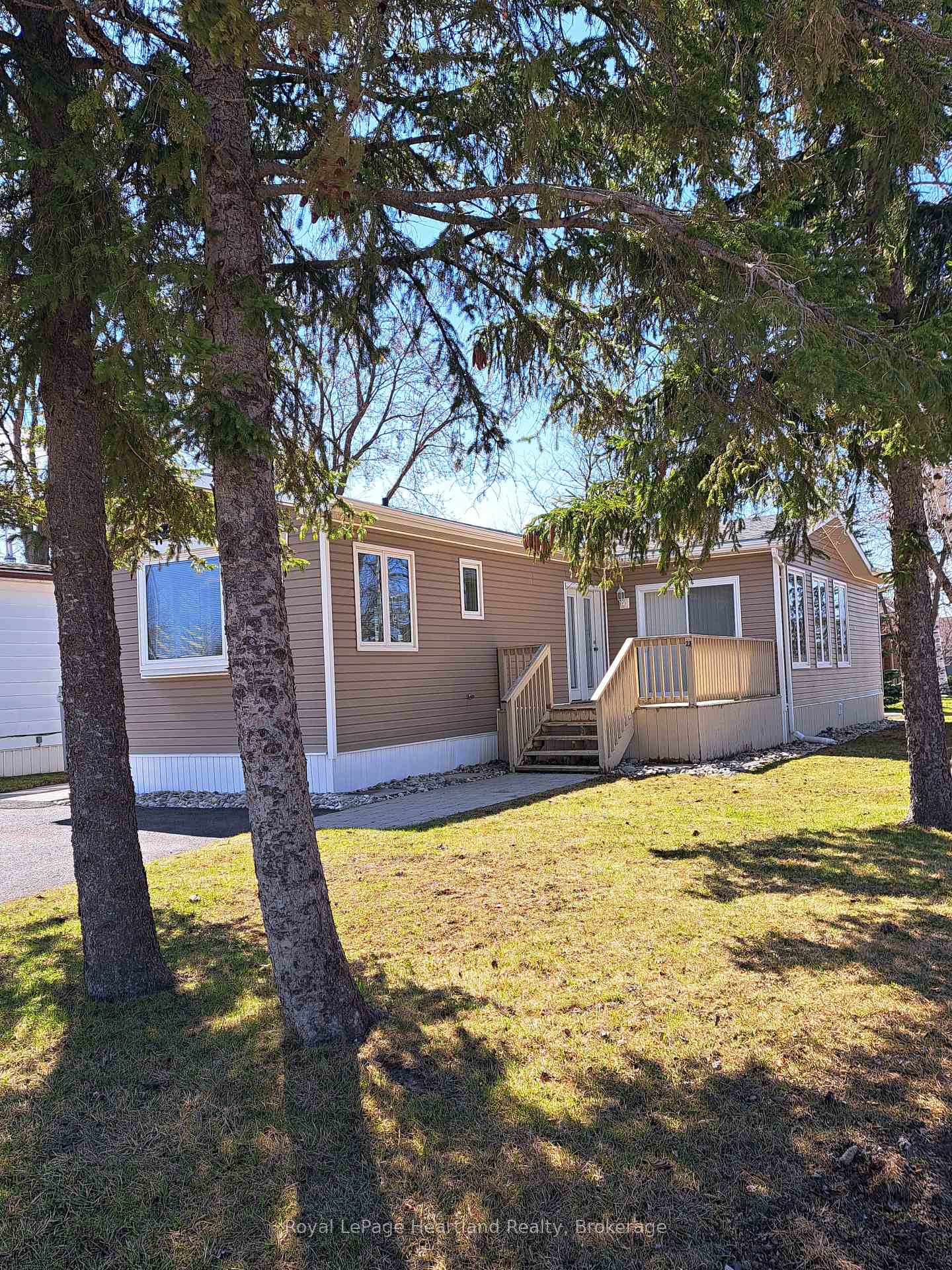 Photo 24 of 21 Kalisch Avenue, South Huron, Exeter — HOMEH