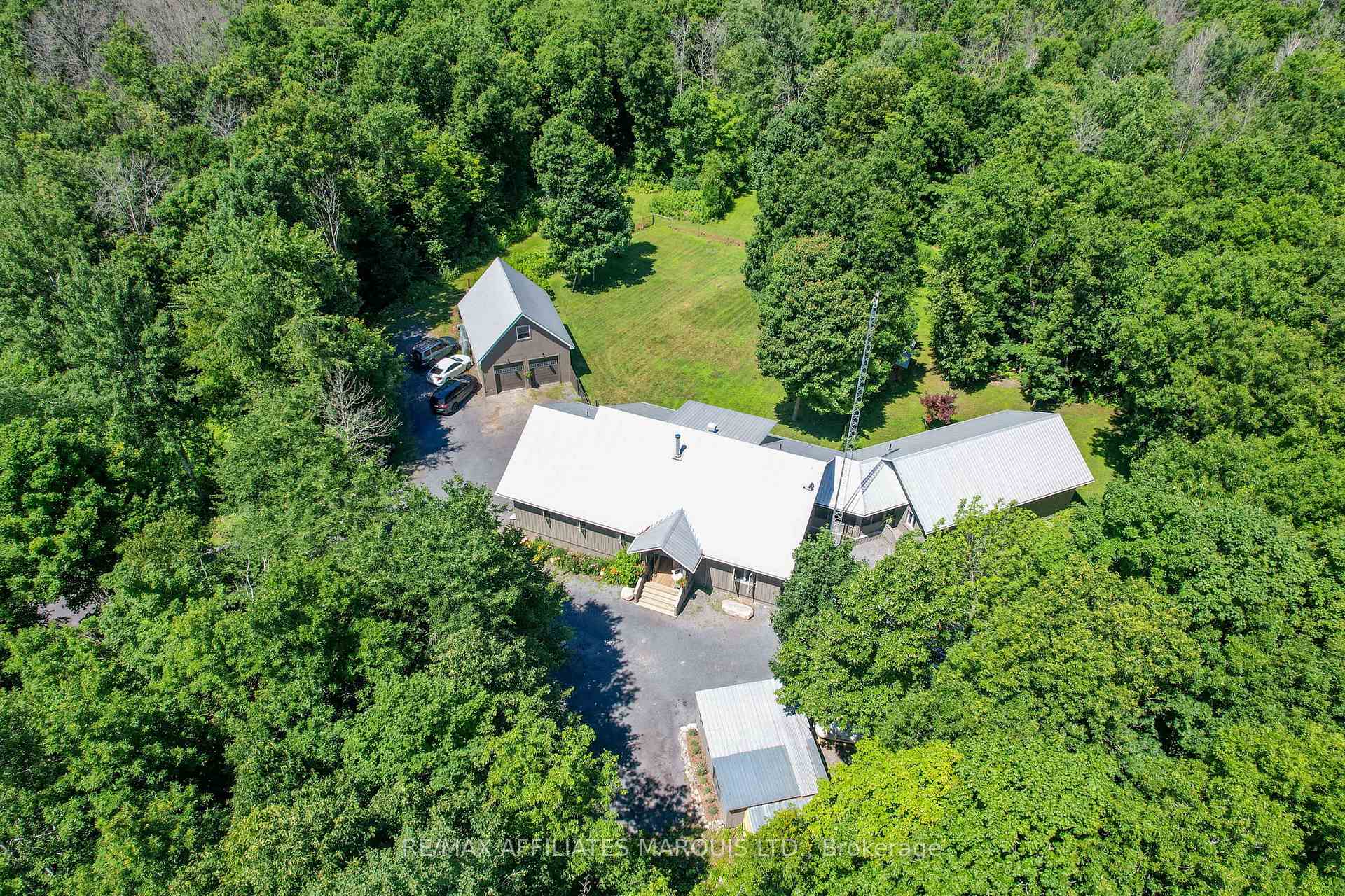 Photo 3 of 19671 Caber Road, South Glengarry, South Glengarry (Charlottenburgh) Twp — HOMEH