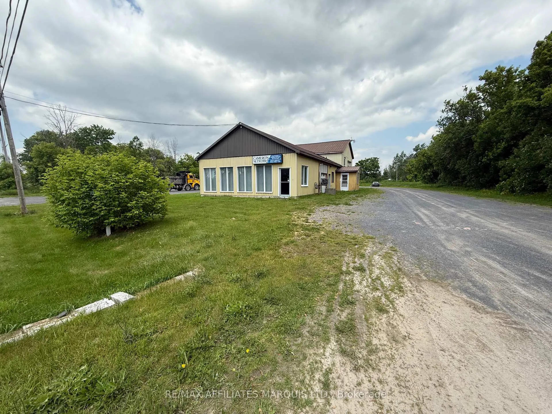 Photo 2 of 17295 Valade Road, South Stormont, South Stormont (Cornwall) Twp — HOMEH