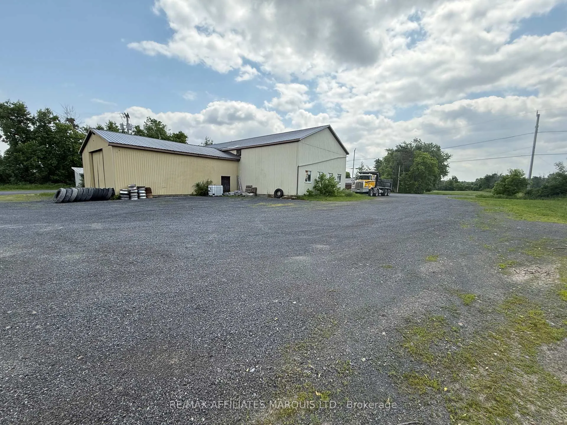 Photo 5 of 17295 Valade Road, South Stormont, South Stormont (Cornwall) Twp — HOMEH