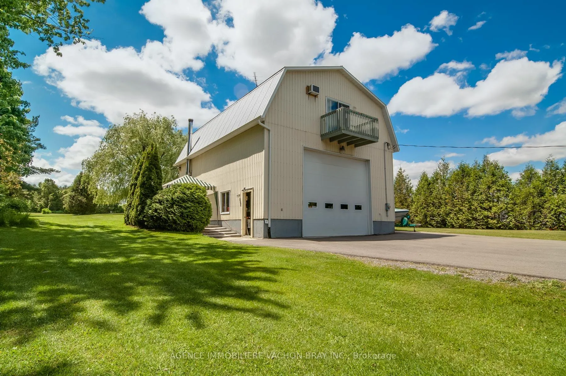 Photo 4 of 4020 4th Line Road, South Glengarry, South Glengarry (Lancaster) Twp — HOMEH