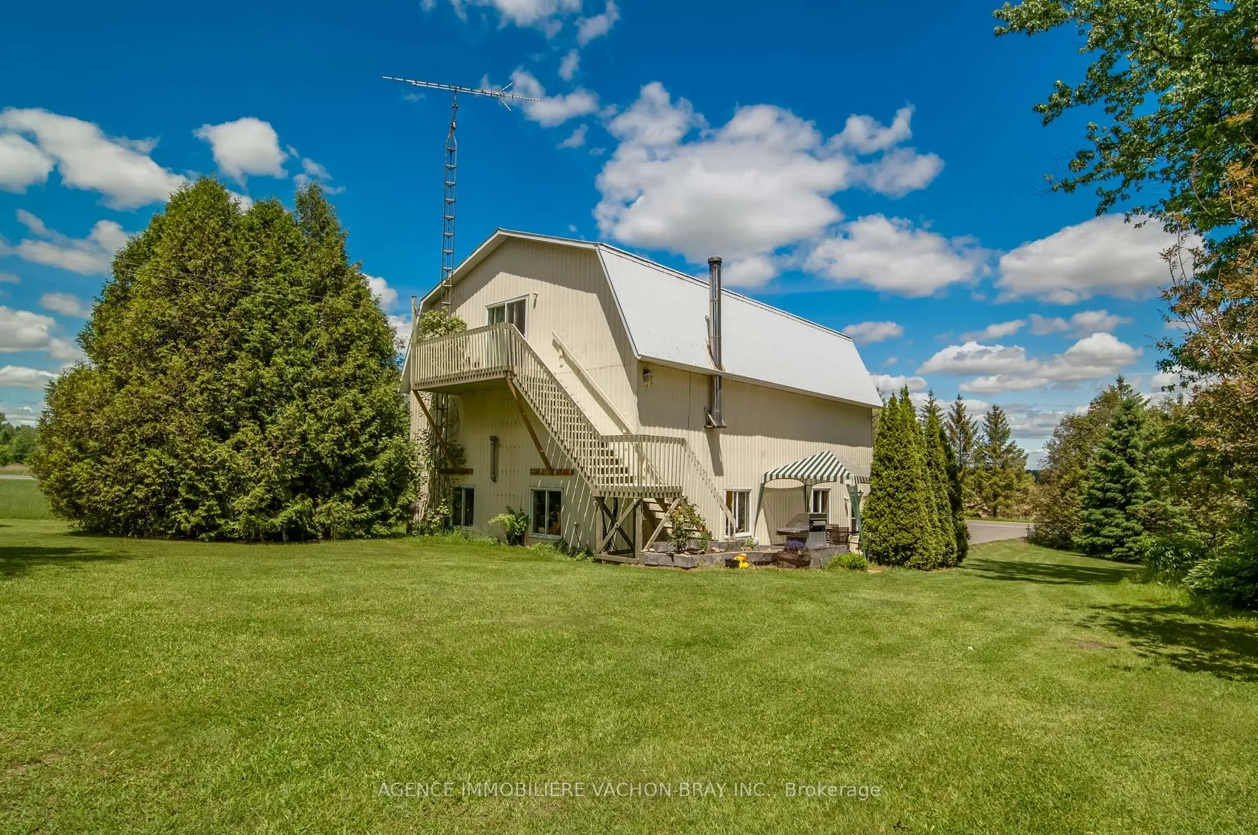 Photo 22 of 4020 4th Line Road, South Glengarry, South Glengarry (Lancaster) Twp — HOMEH